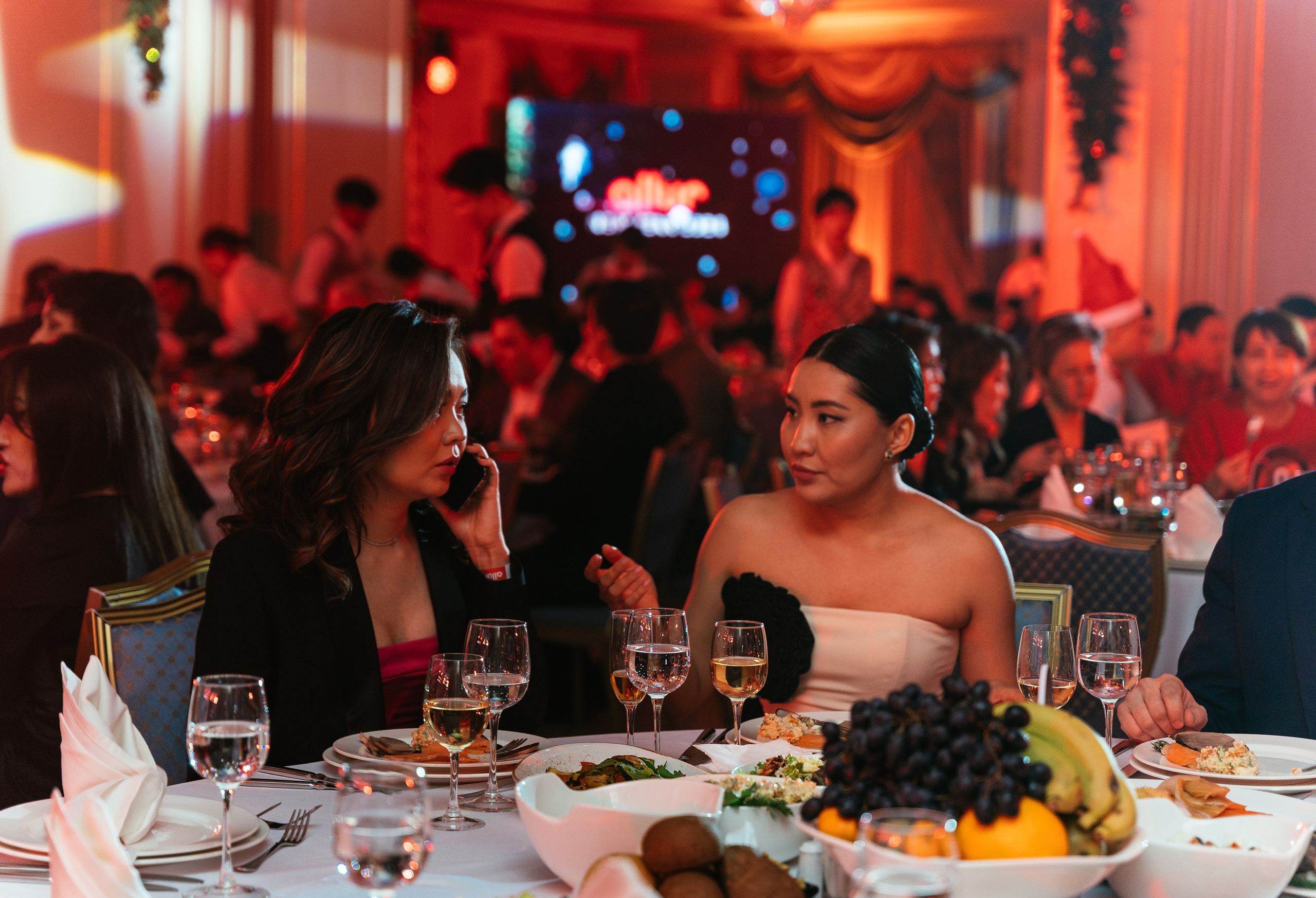 Корпоратив Allure 2023. Репортажный фотограф в Астане — Диана Калтаева, портретный фотограф