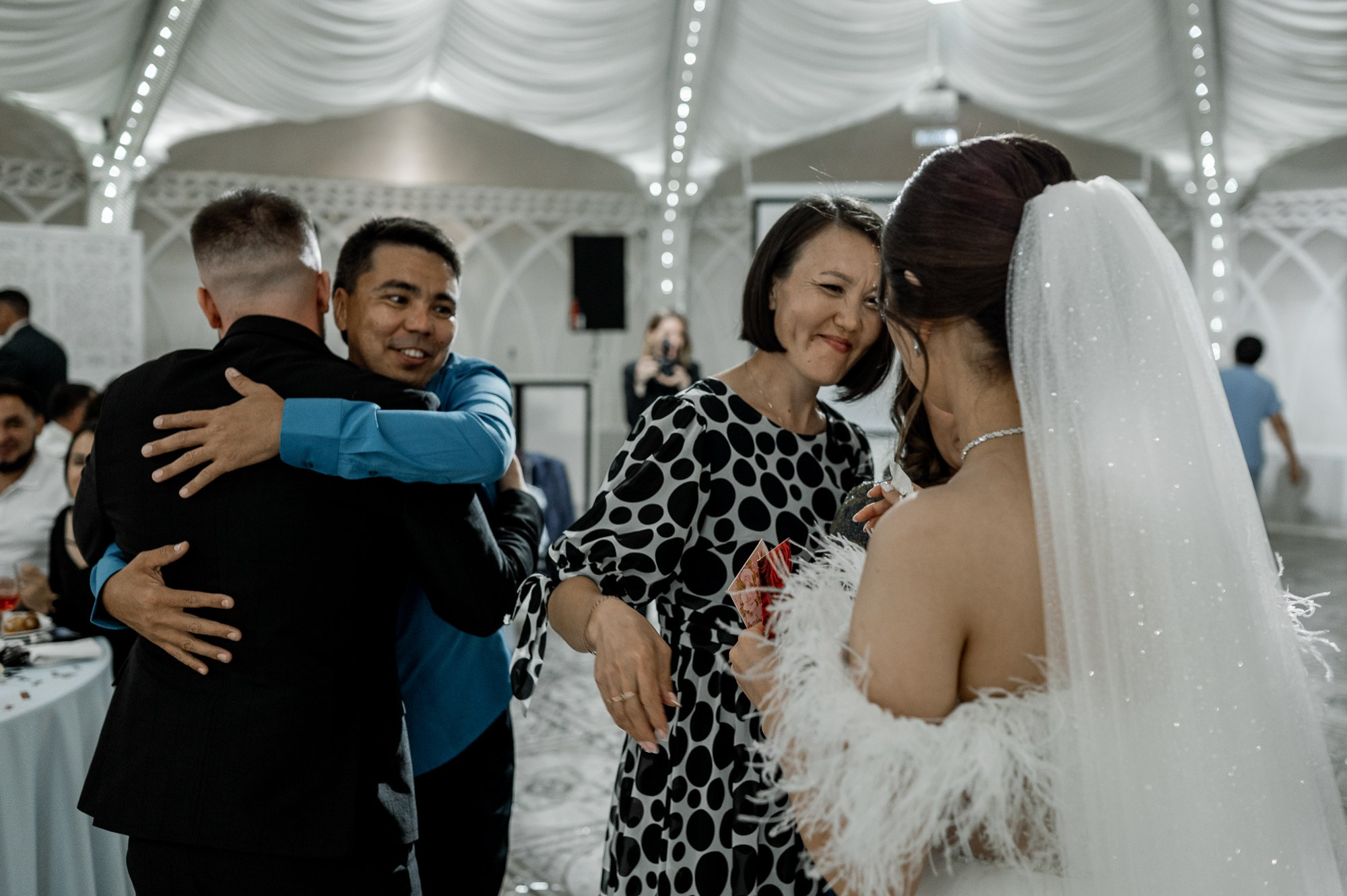 Денис и Алсу. Свадебный фотограф в Тюмени Анастасия Конева