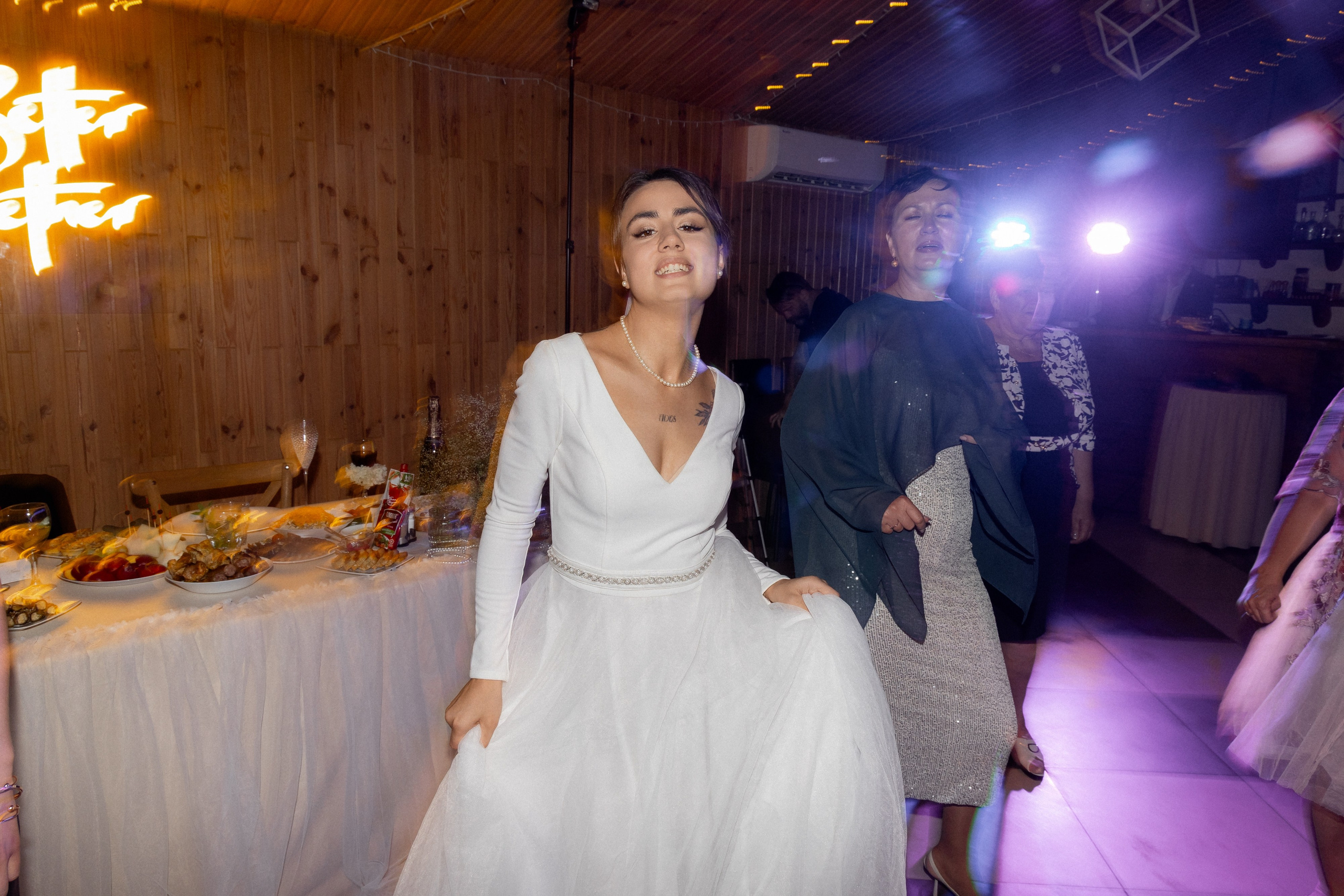 Свадебная фотосессия в агроусадьбе Лабодянка в Минске. Свадебный фотограф в Минске/Беларуси Сергей Спиридонов