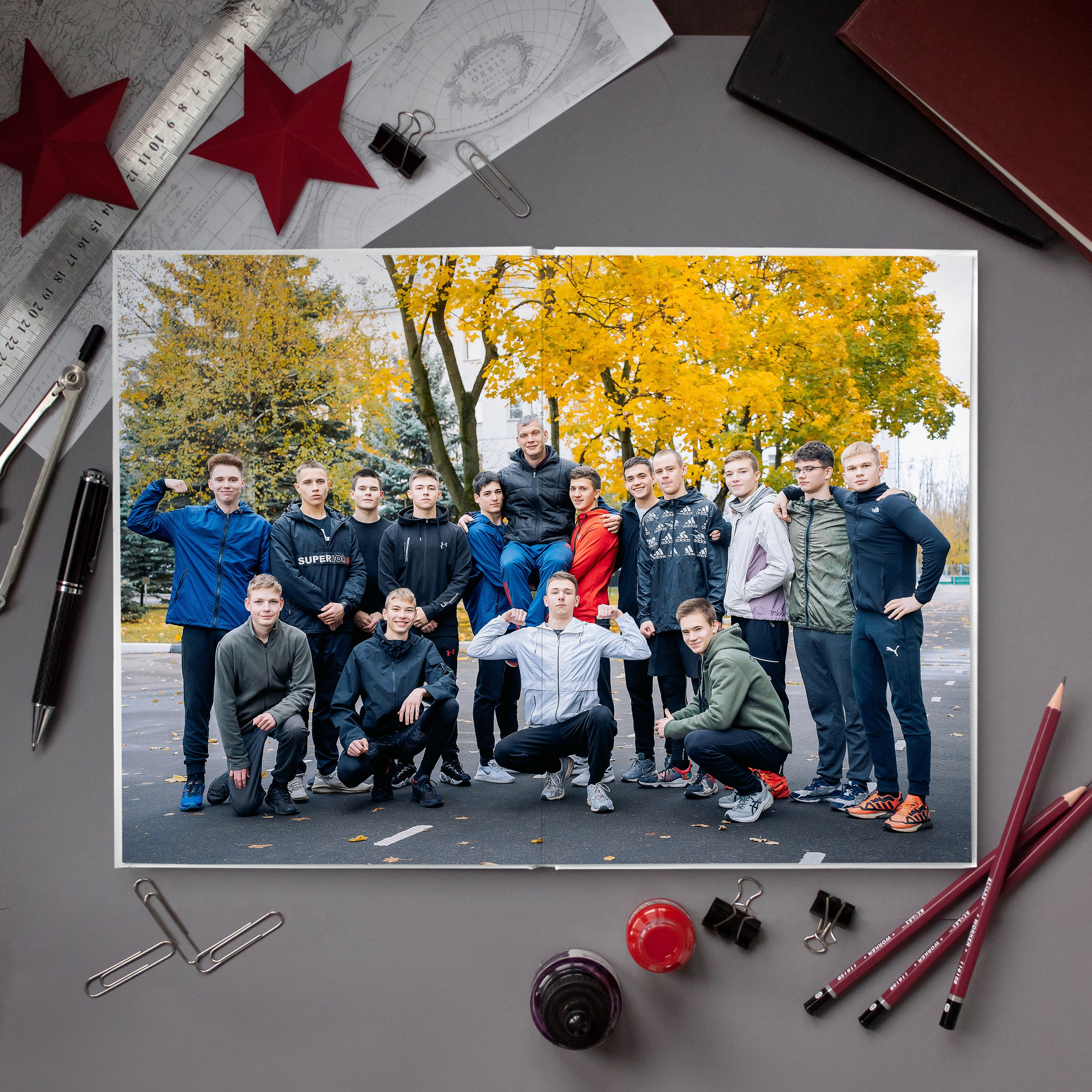 Кадетский альбом 14 разворотов. Фотограф Казакова Анастасия