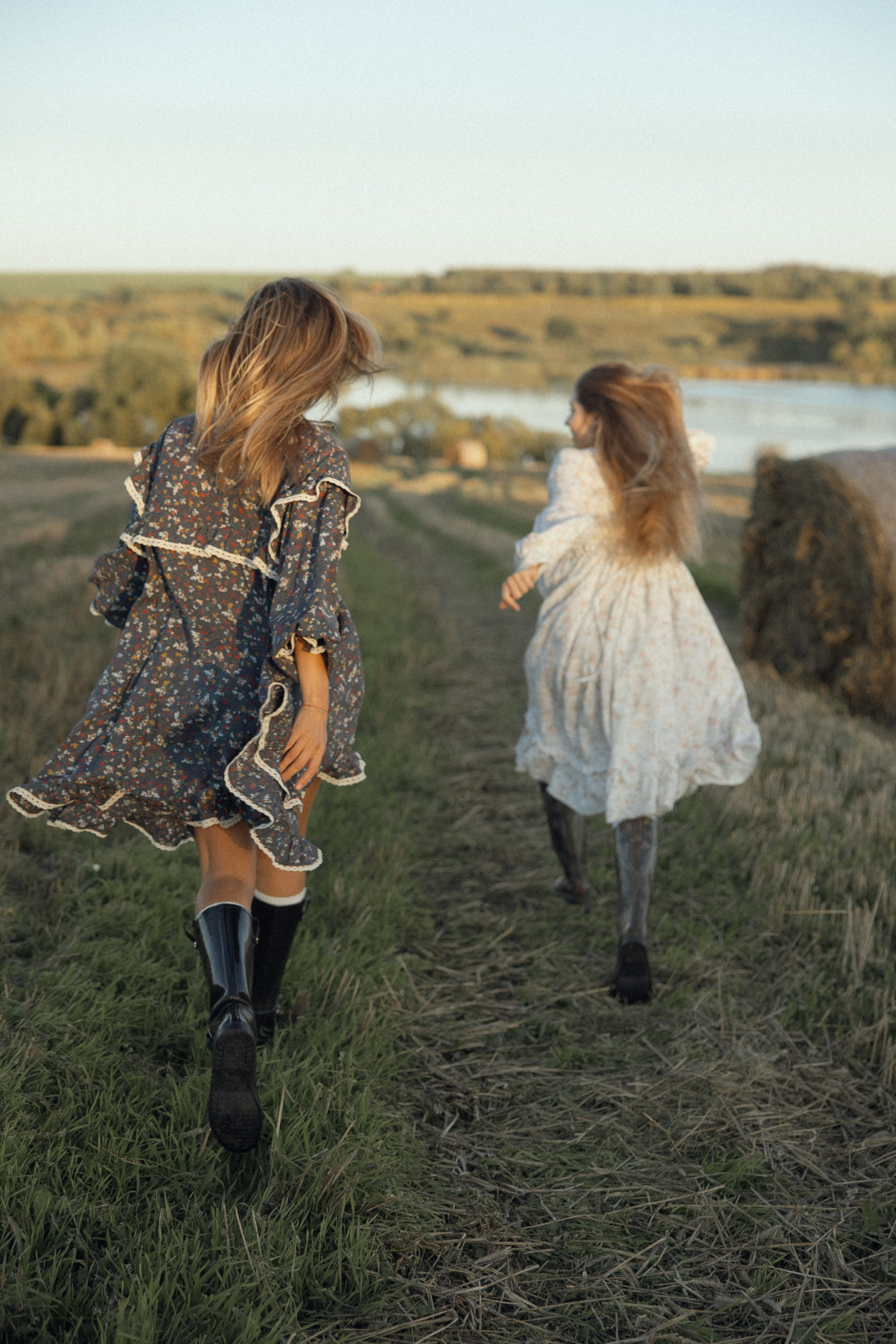 Поле. Мама и дочка. Семейный фотограф в городе Тула Любовь Сабирова