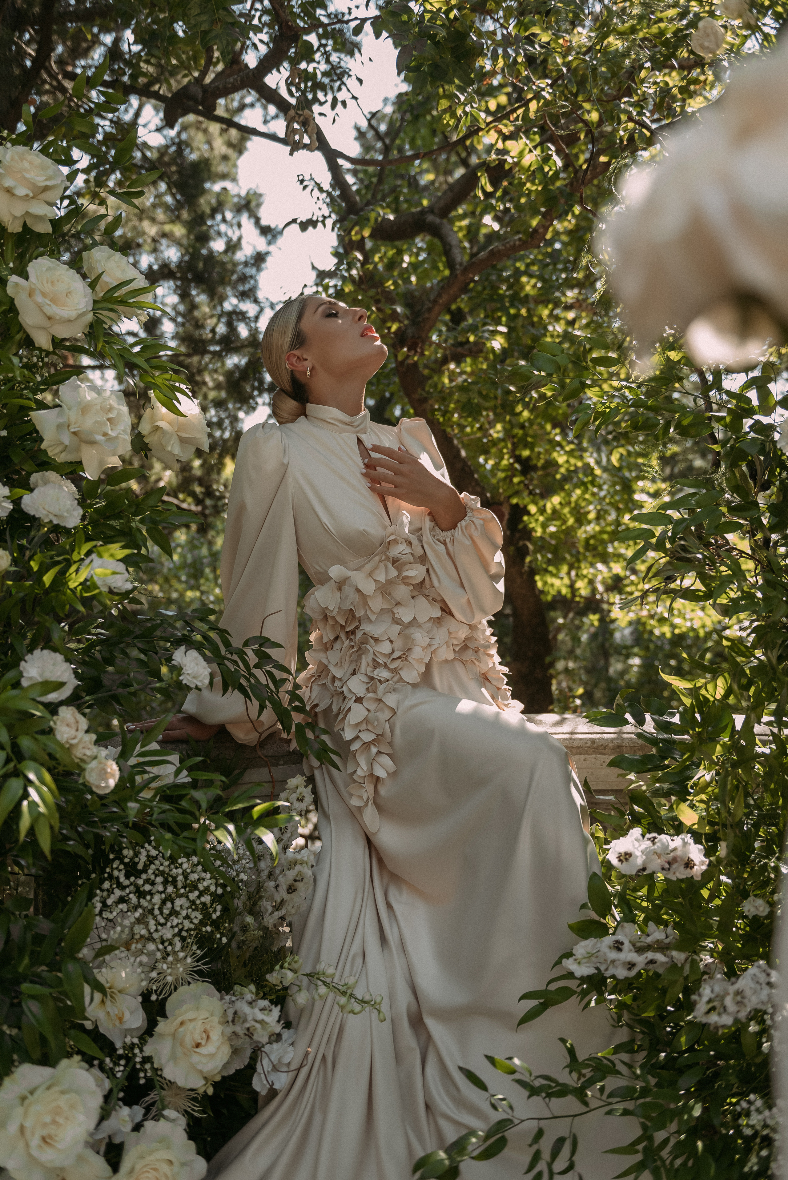 Свадебная фотосессия на вилле в Крыму. Свадебный и семейный фотограф в Симферополе Дарья Маркова