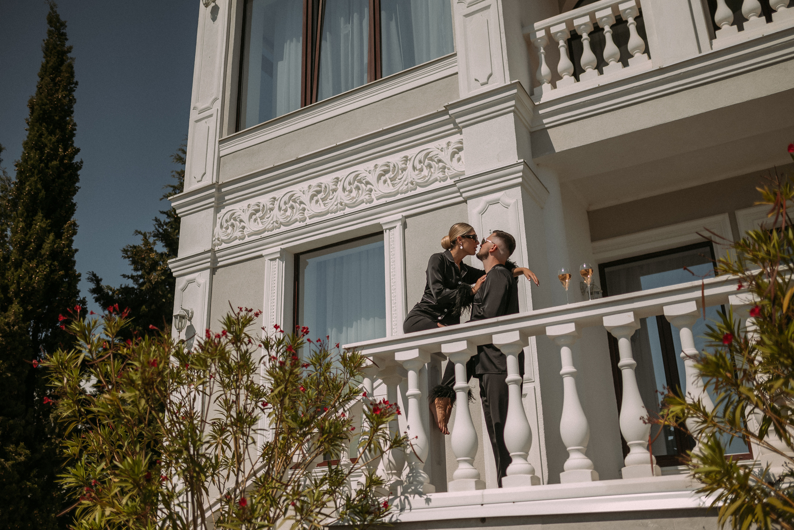 Свадебная фотосессия на вилле в Крыму. Свадебный и семейный фотограф в Симферополе Дарья Маркова