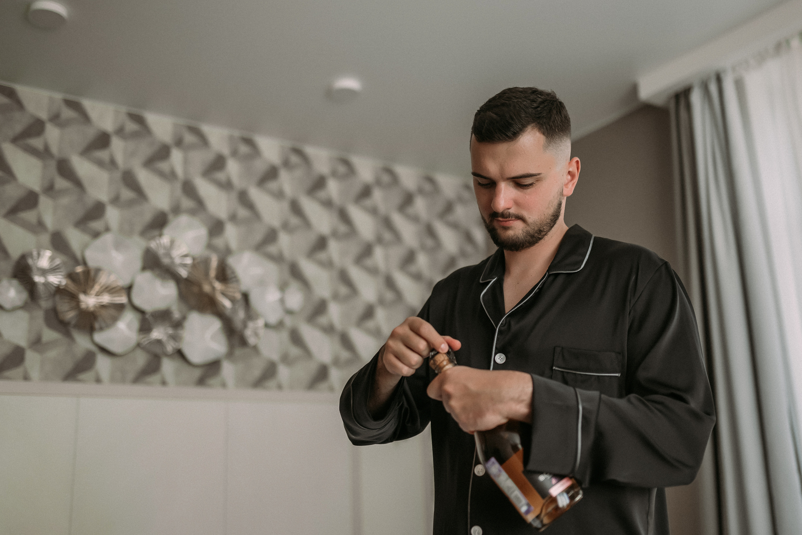 Свадебная фотосессия на вилле в Крыму. Свадебный и семейный фотограф в Симферополе Дарья Маркова