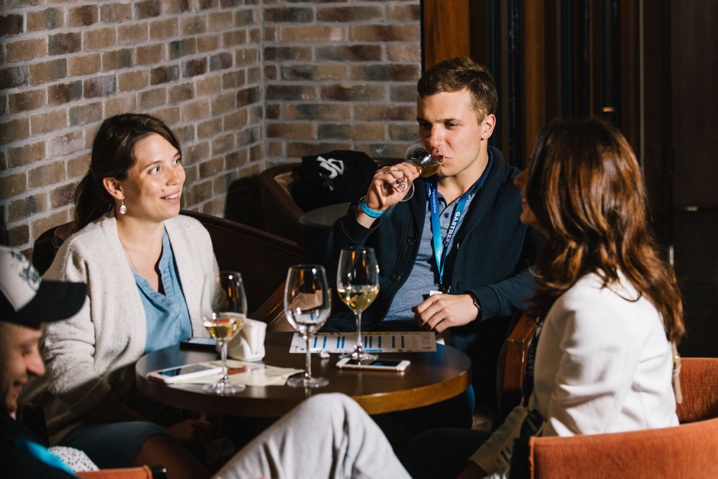 Дегустация Simple Wine. Репортажный Фотограф в Сочи и Москве Алексей Орлов