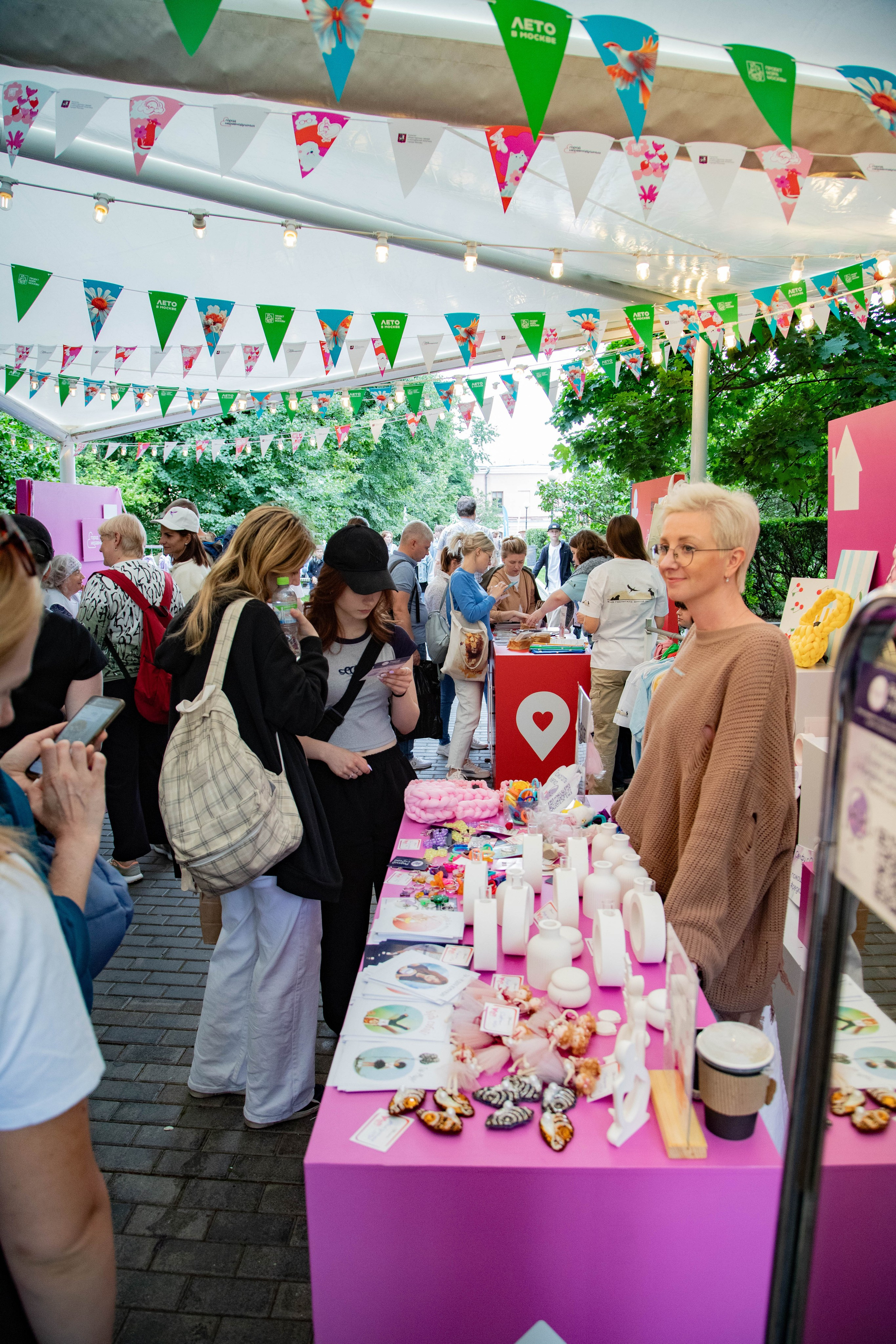 Съемка для благотворительного фонда. Женский фотограф в Москве Рина Леонтьева