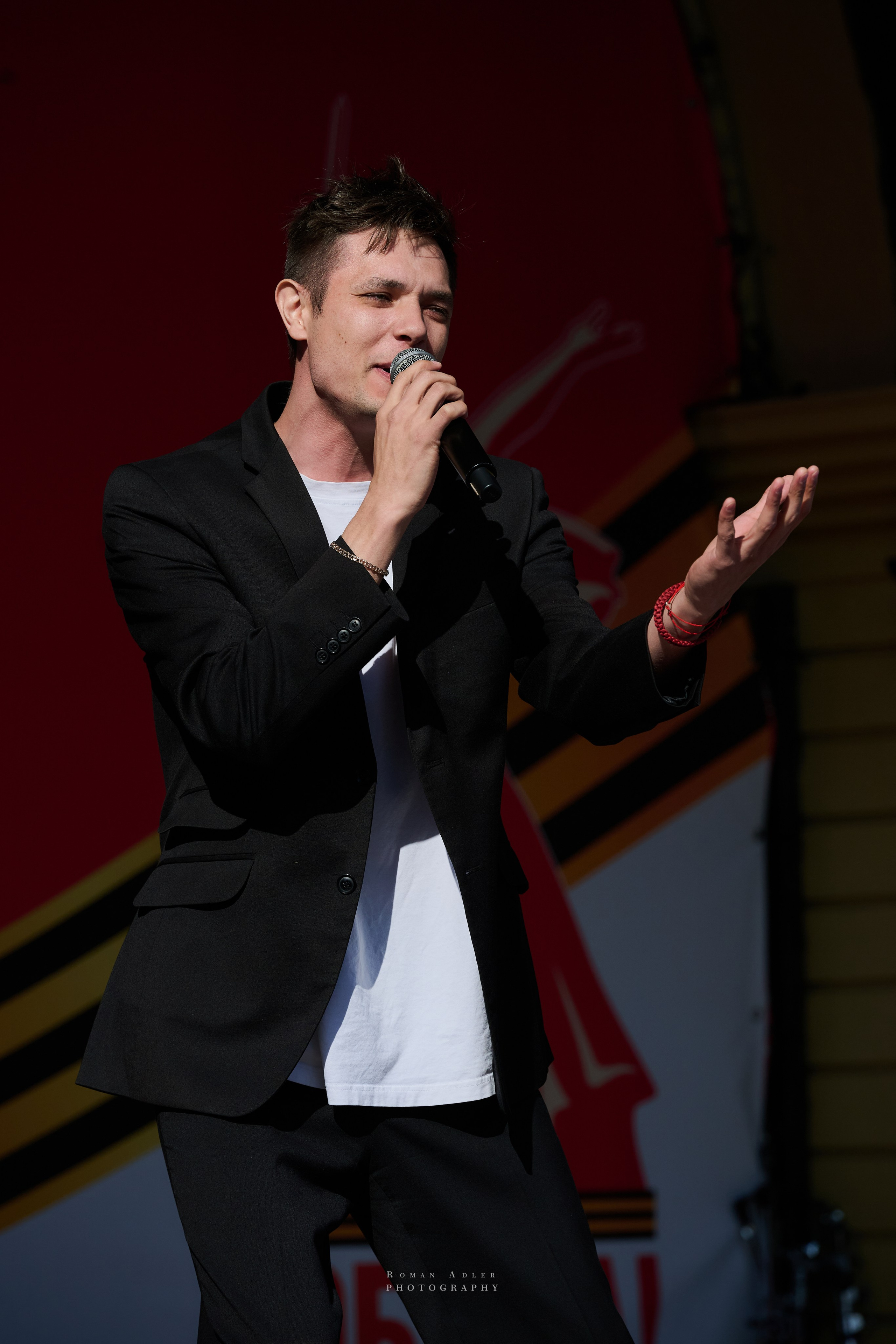 Московская весна Победы. Фотограф Роман Адлер