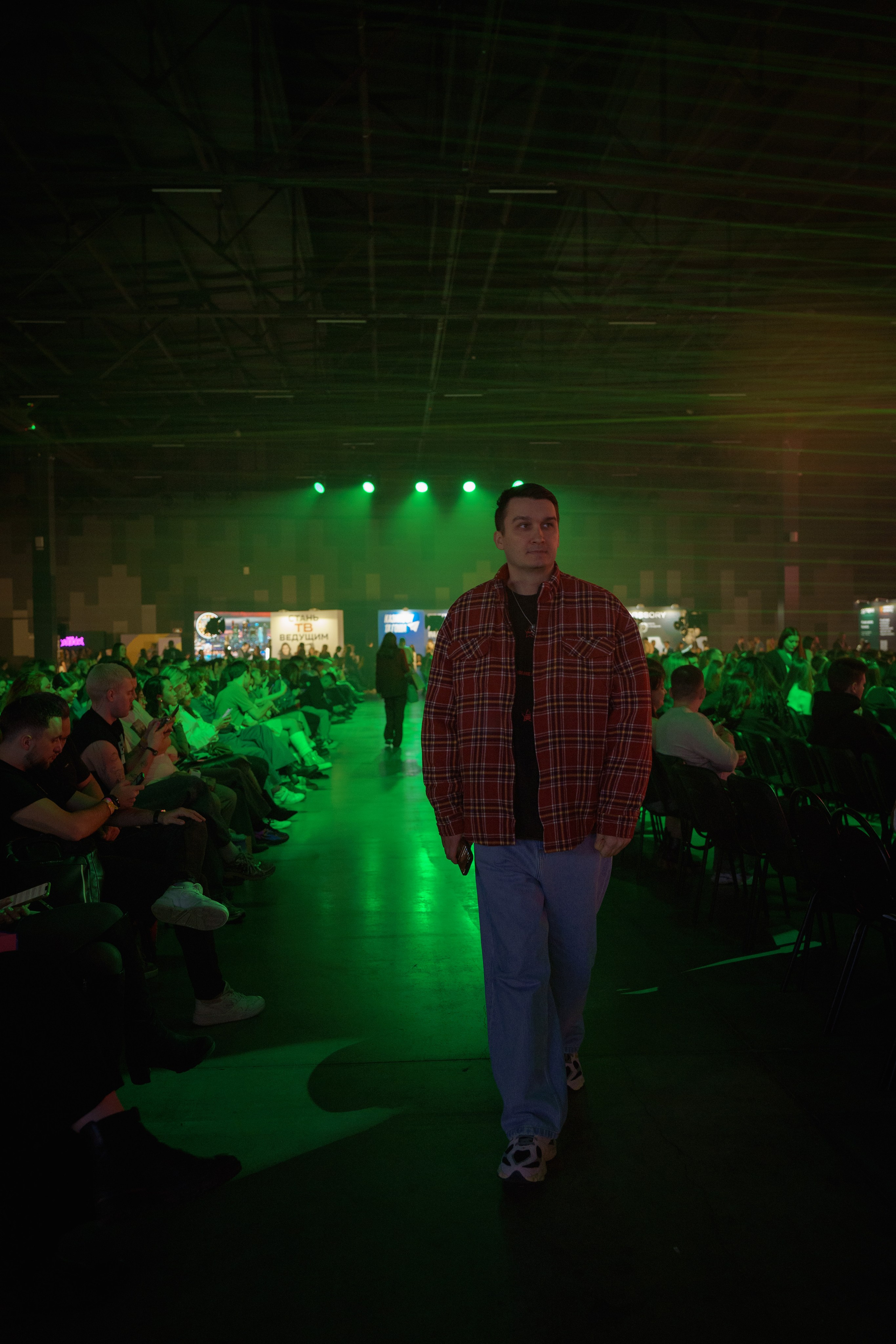 Конференция INSTADIUM в MAIN STAGE. Репортажный фотограф в Москве Саша Дружинина