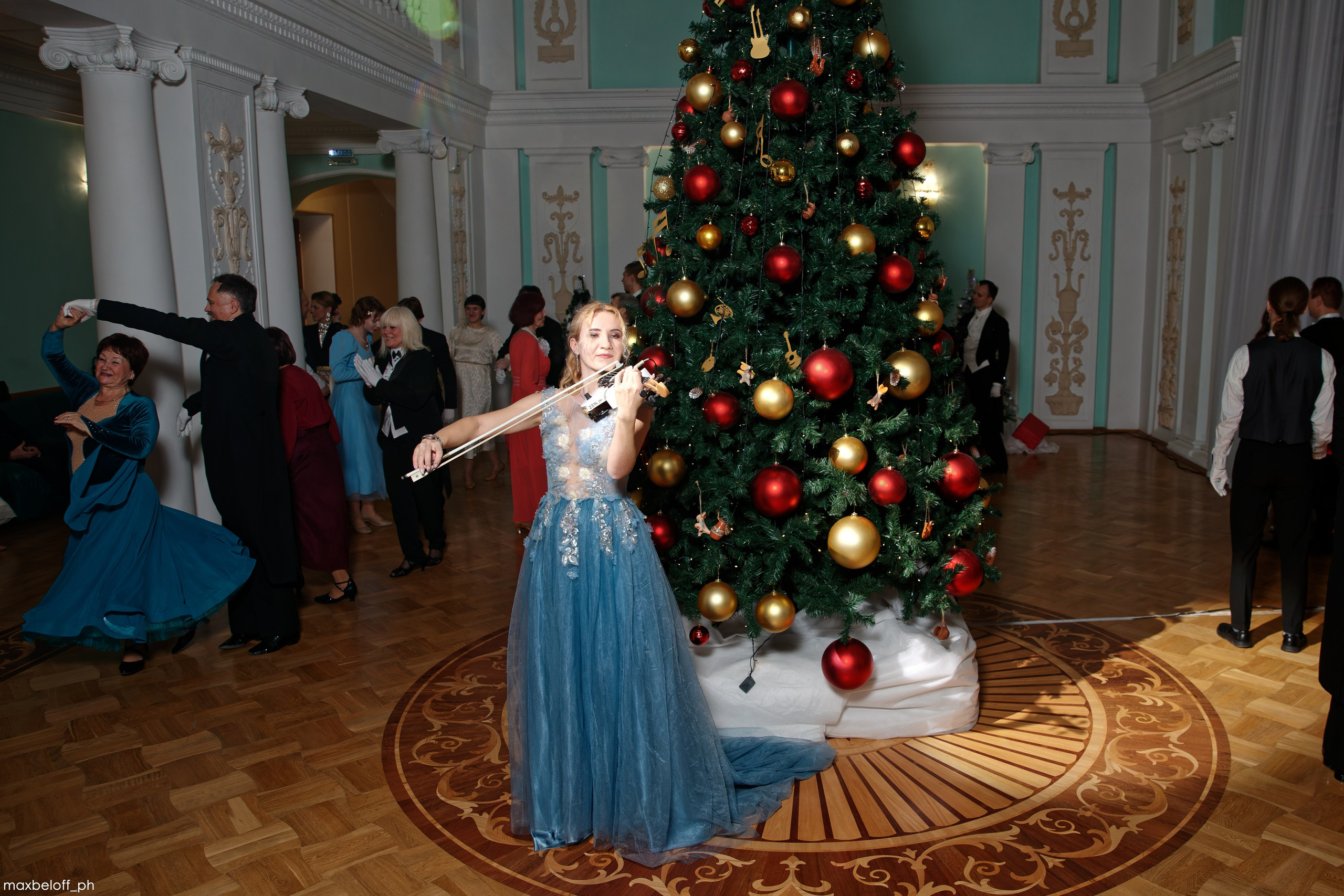 Рождественский бал. Семейный фотограф — Макс Белогрудов