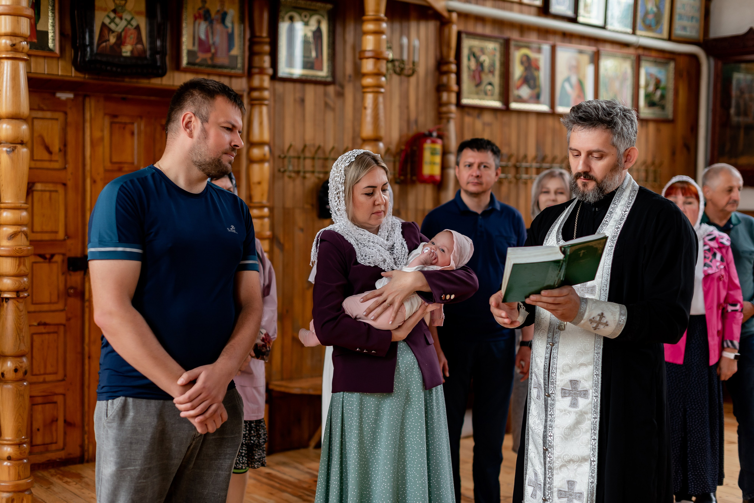 Крещение Ксении. Фотограф Татьяна Иванчикова