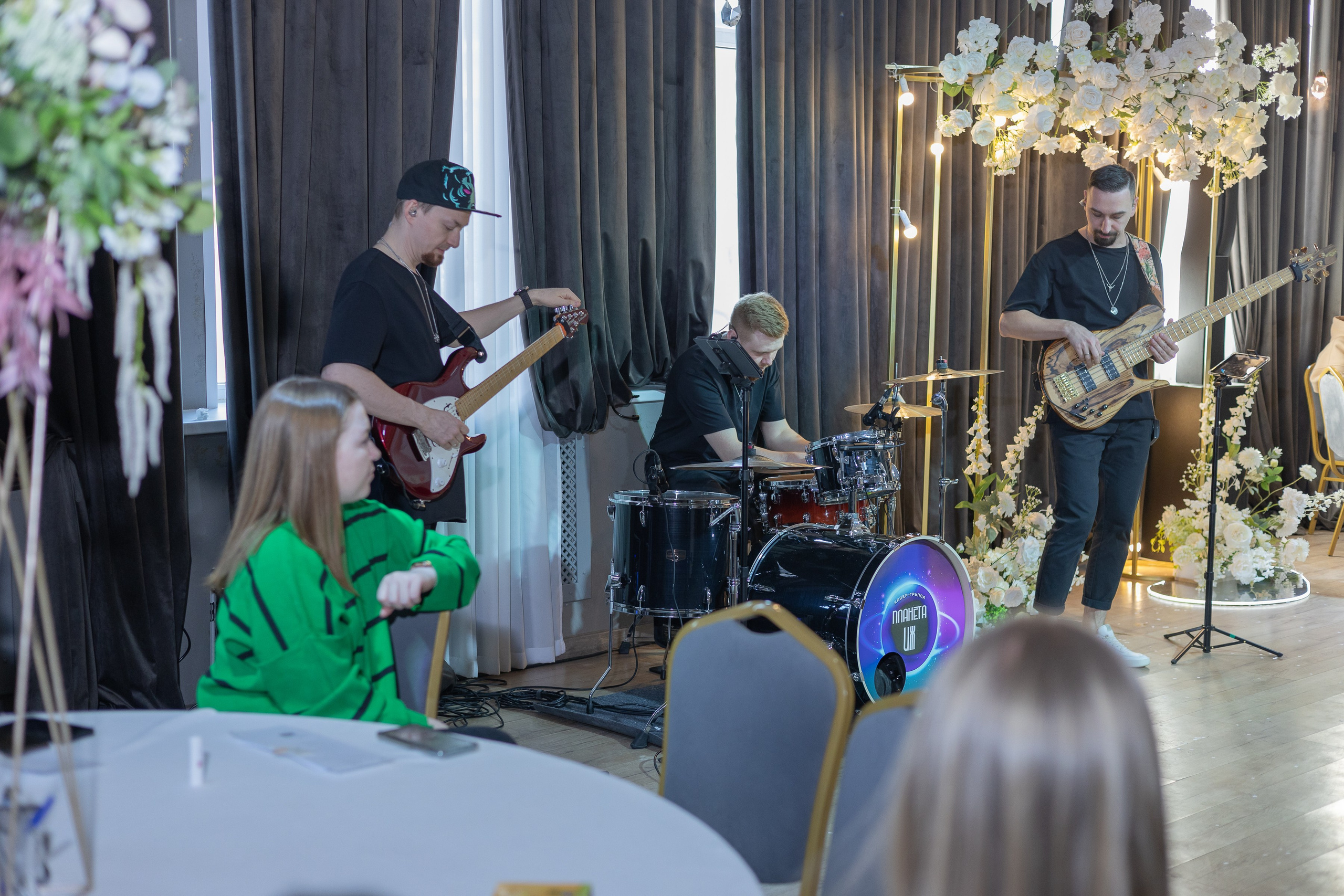 Свадебное чаепитие для молодоженов