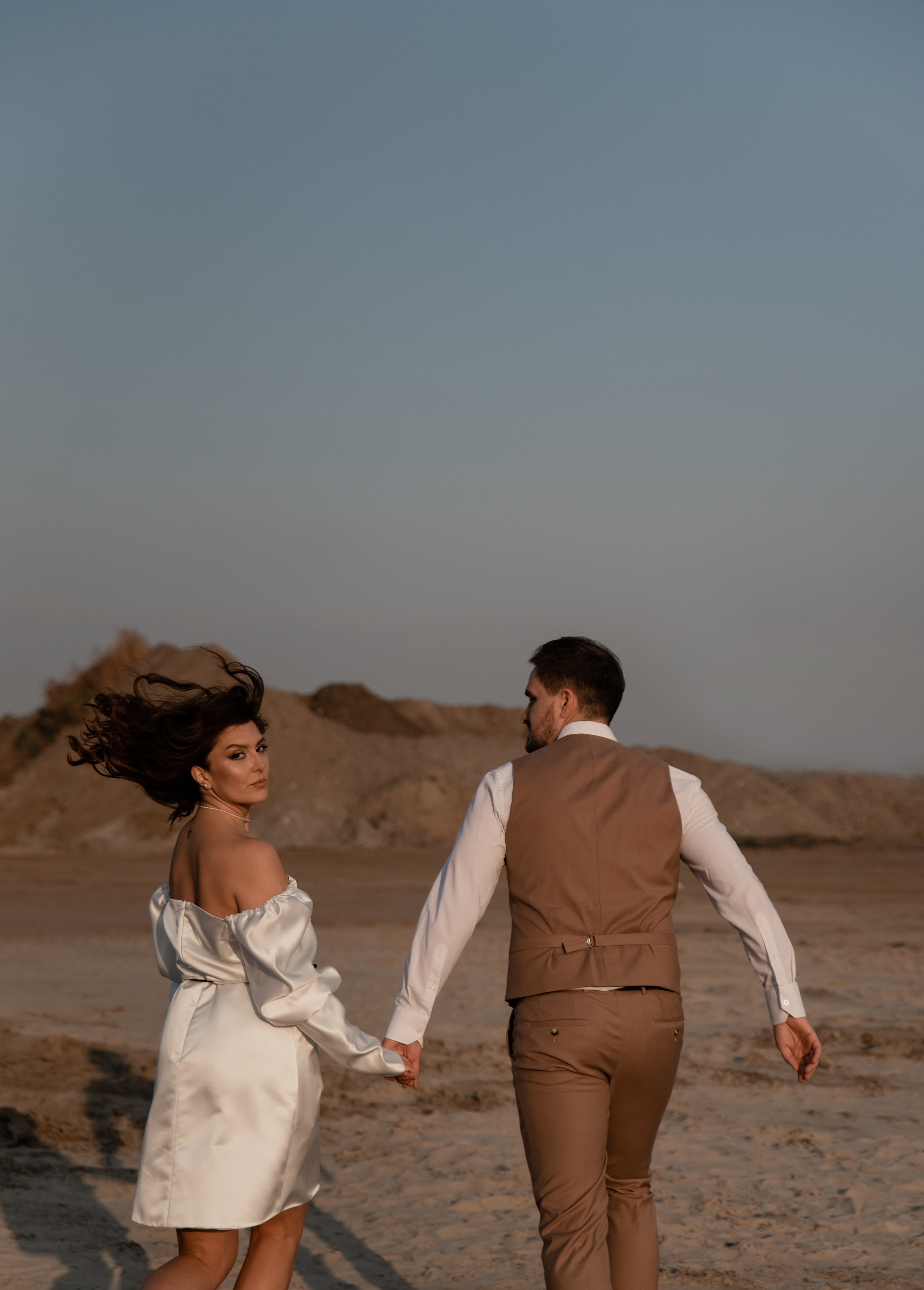 Алена и Женя, съемка с ретро машиной (съемка в рамках моего Воркшопа). Свадебный фотограф Тюмень Анастасия Битная