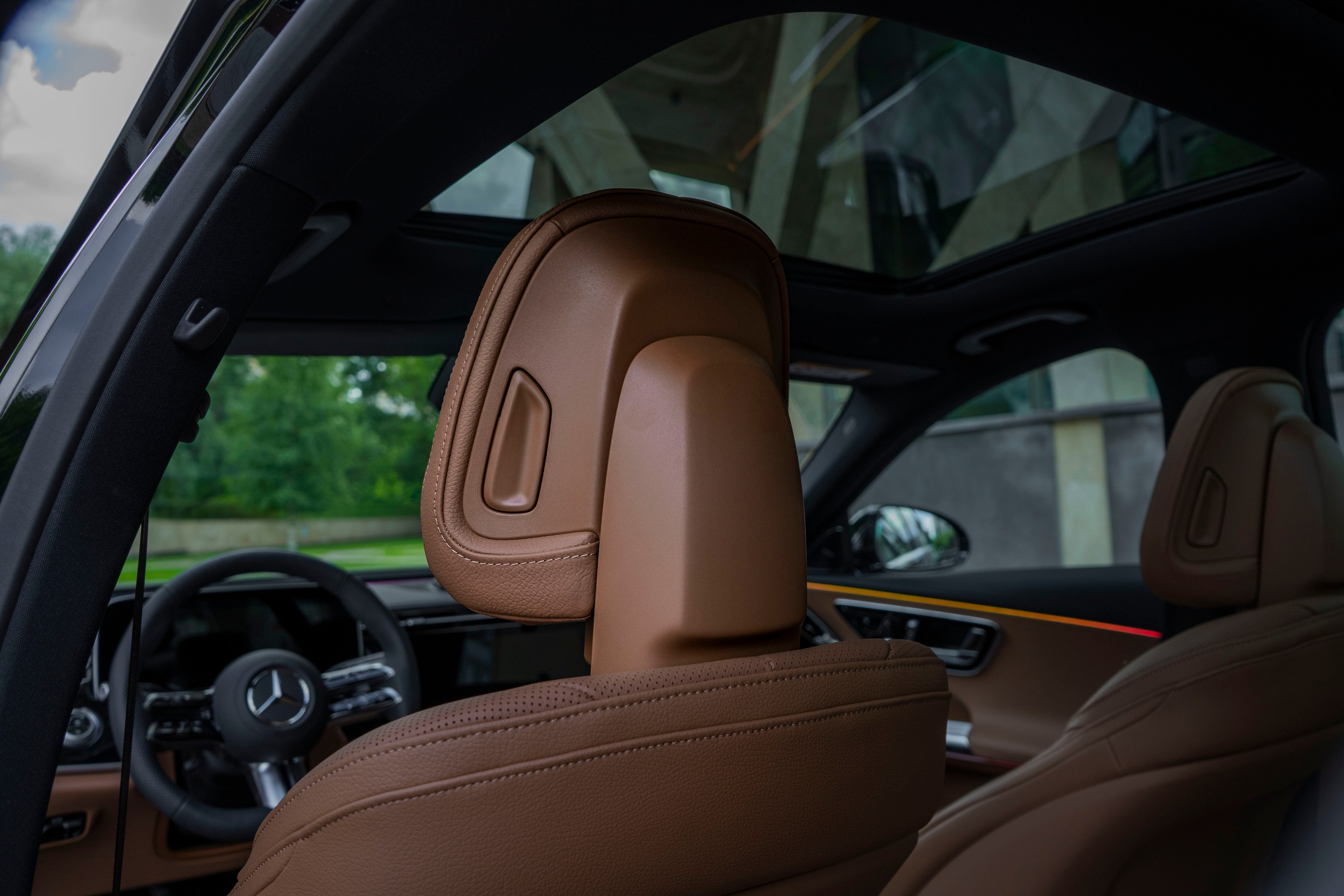 Mercedes-Benz E-class (E300). Автомобильный фотограф Ногинск Денис Городок