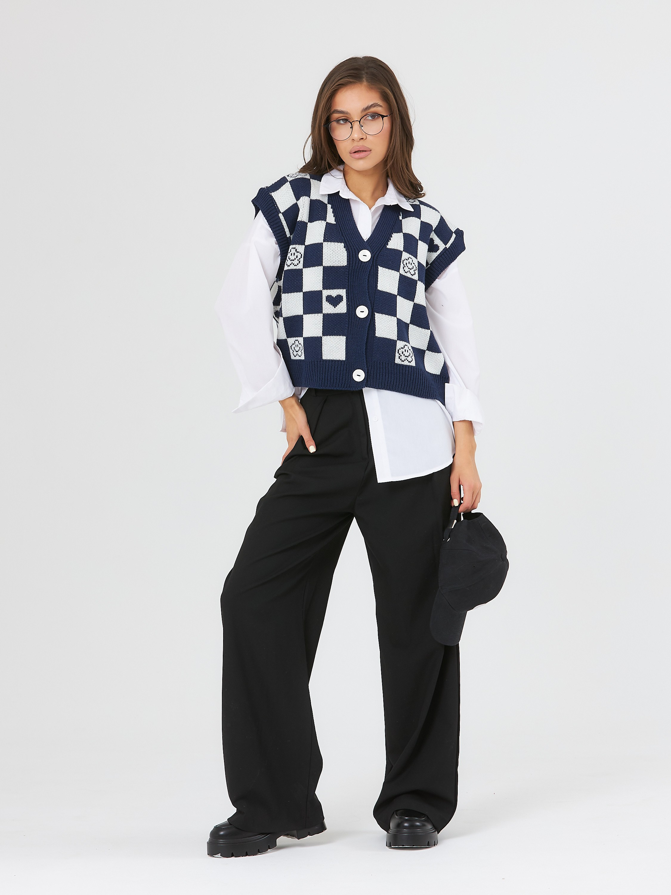 Фотограф для маркетплейсов в Пятигорске. Алексей Темнов — фотограф в Пятигорске