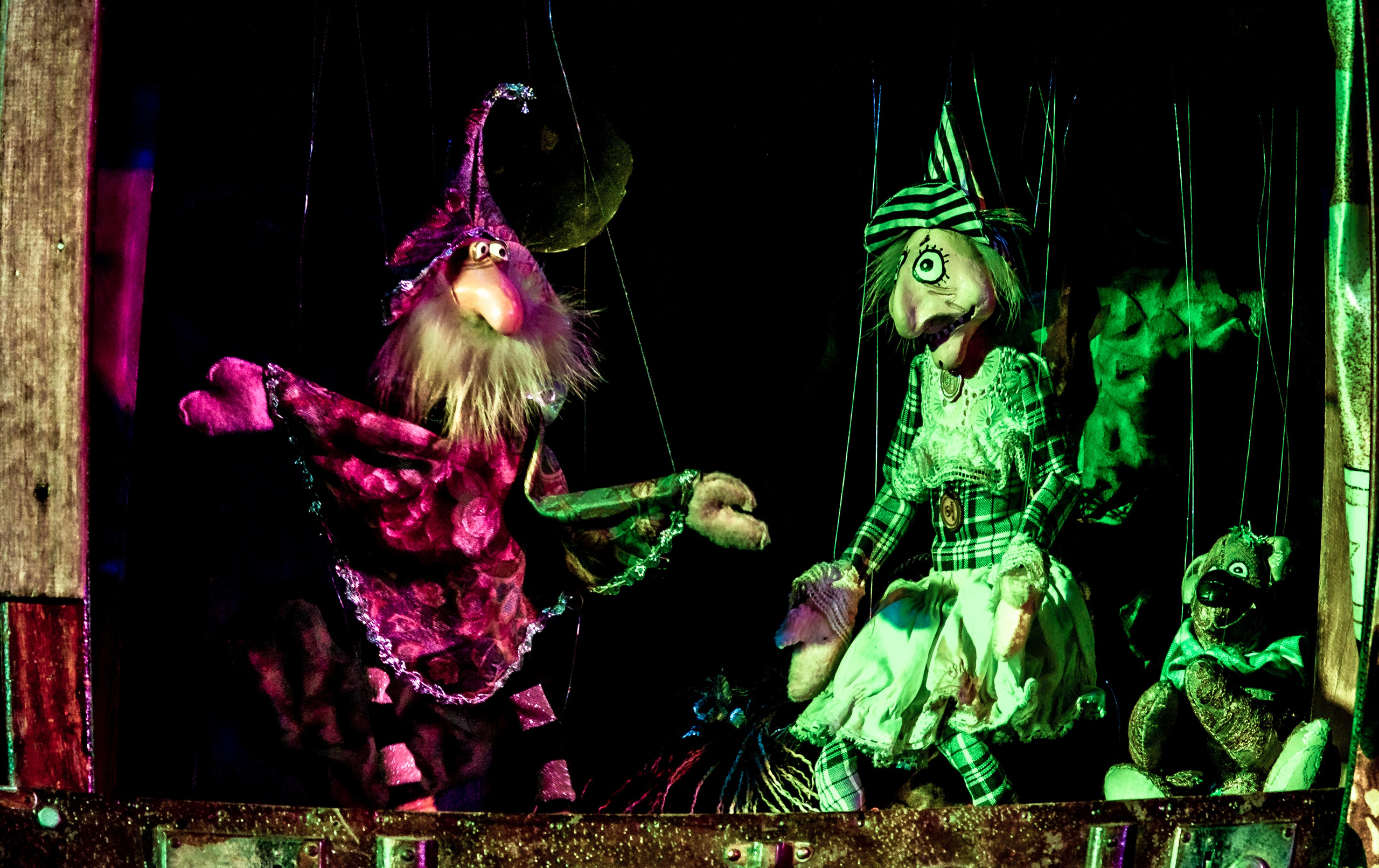 Маленькая ведьма спектакль театра Саквояж. Фотограф в Сочи Юрий Шептаев