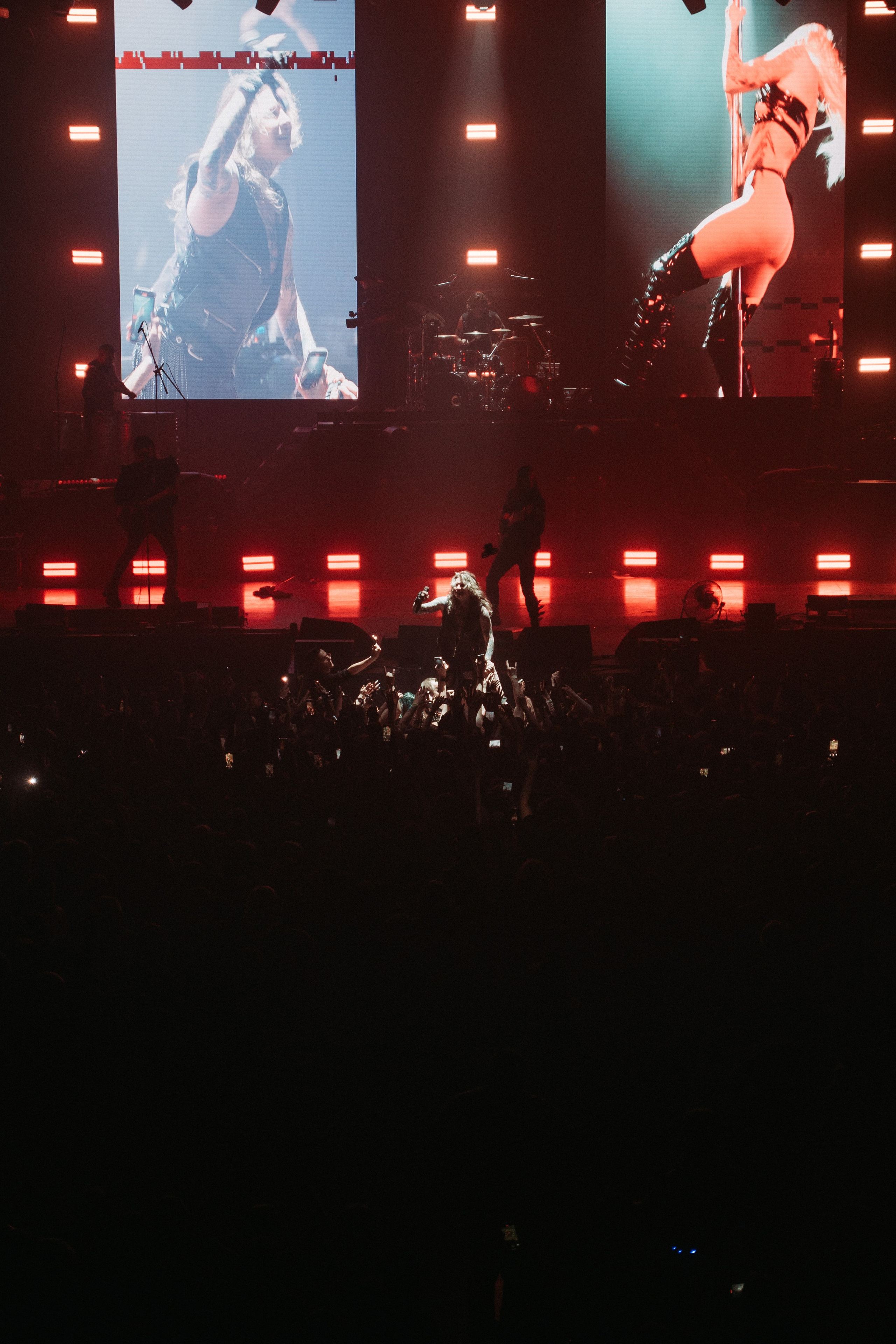 NEVERLOVE. Игорь Богатов — фотограф