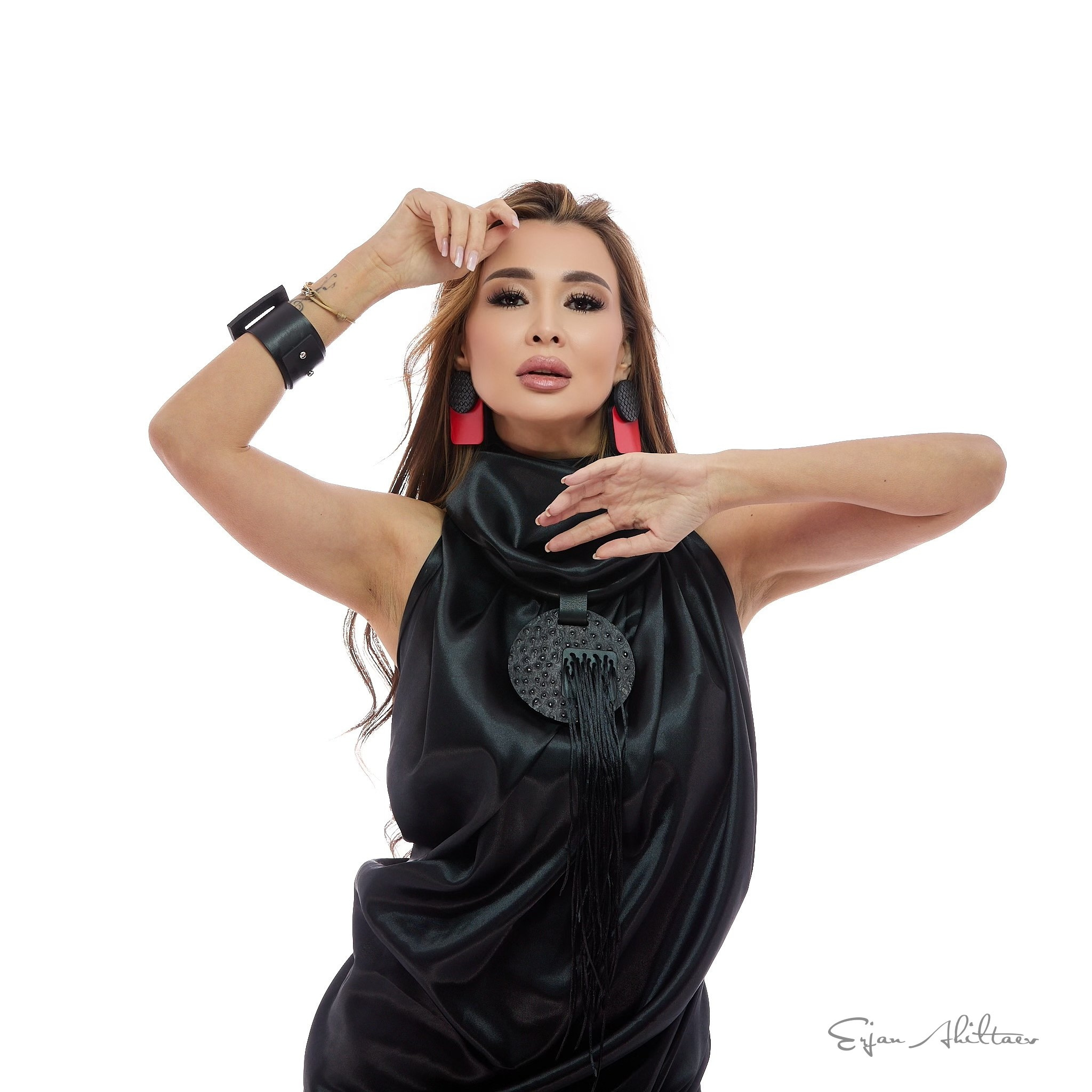 DinaYa — Не обещай. Erjan Ahiltaev — Photographer in Almaty