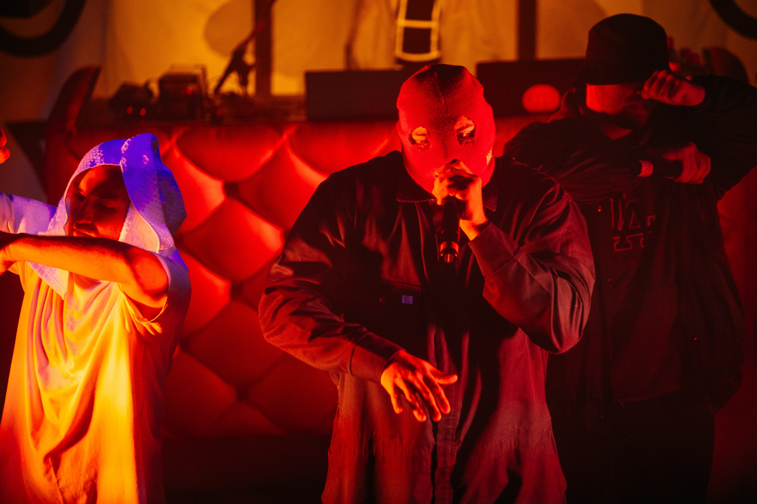 Концерт группы Грибы. Михаил Белоусов фотограф Пермь