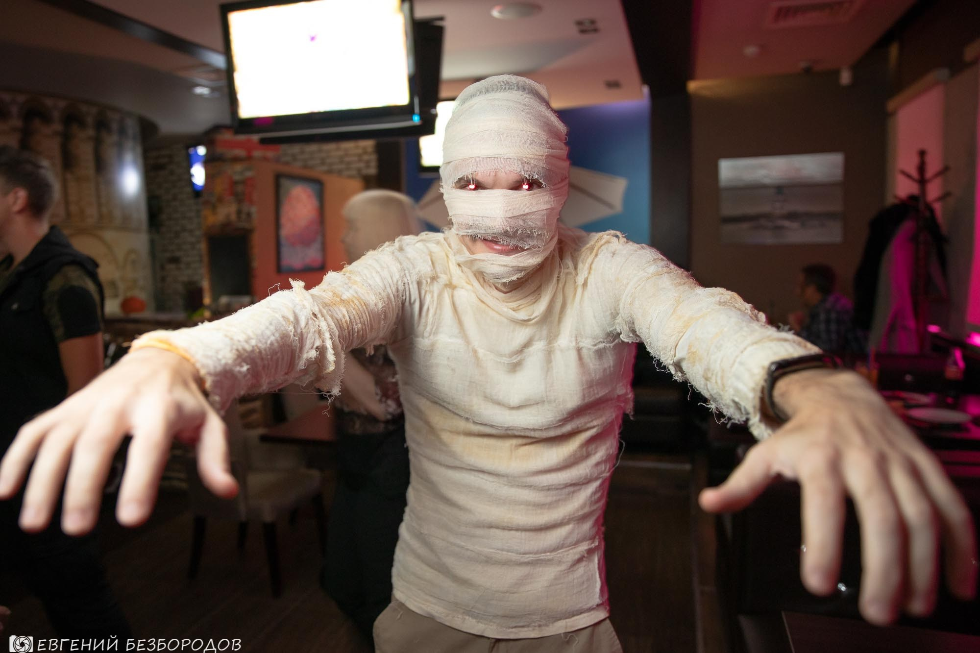 Пятница, 2-е. Клубная вечеринка на Хеллоуин | 2.11.2018. Галерея Фантим