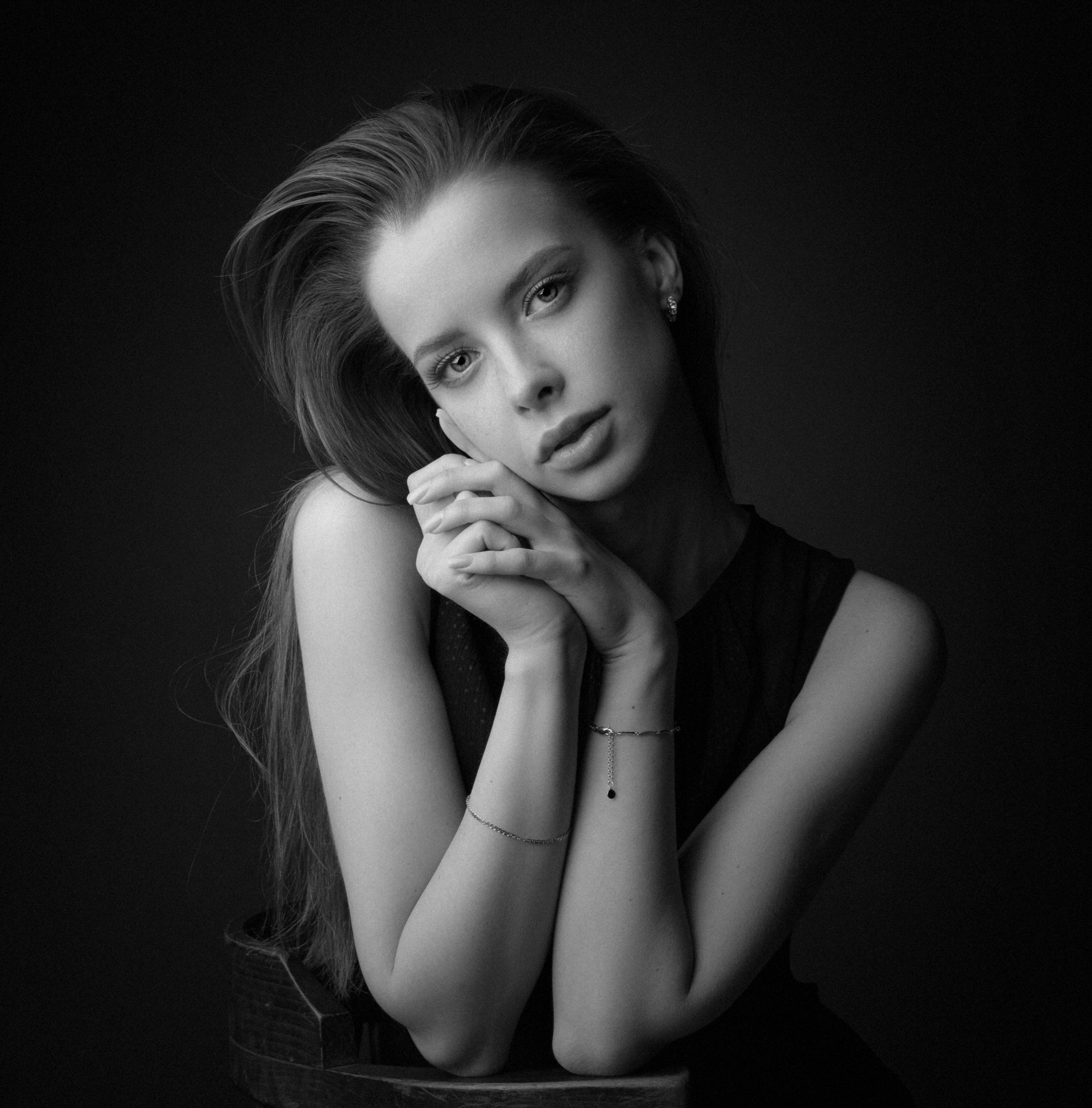 Дарья, 40-42 р-р, рост 175. KED Production — продакшн из СПб. Создаём фото, видео и контент, который помогает брендам и селлерам продавать больше