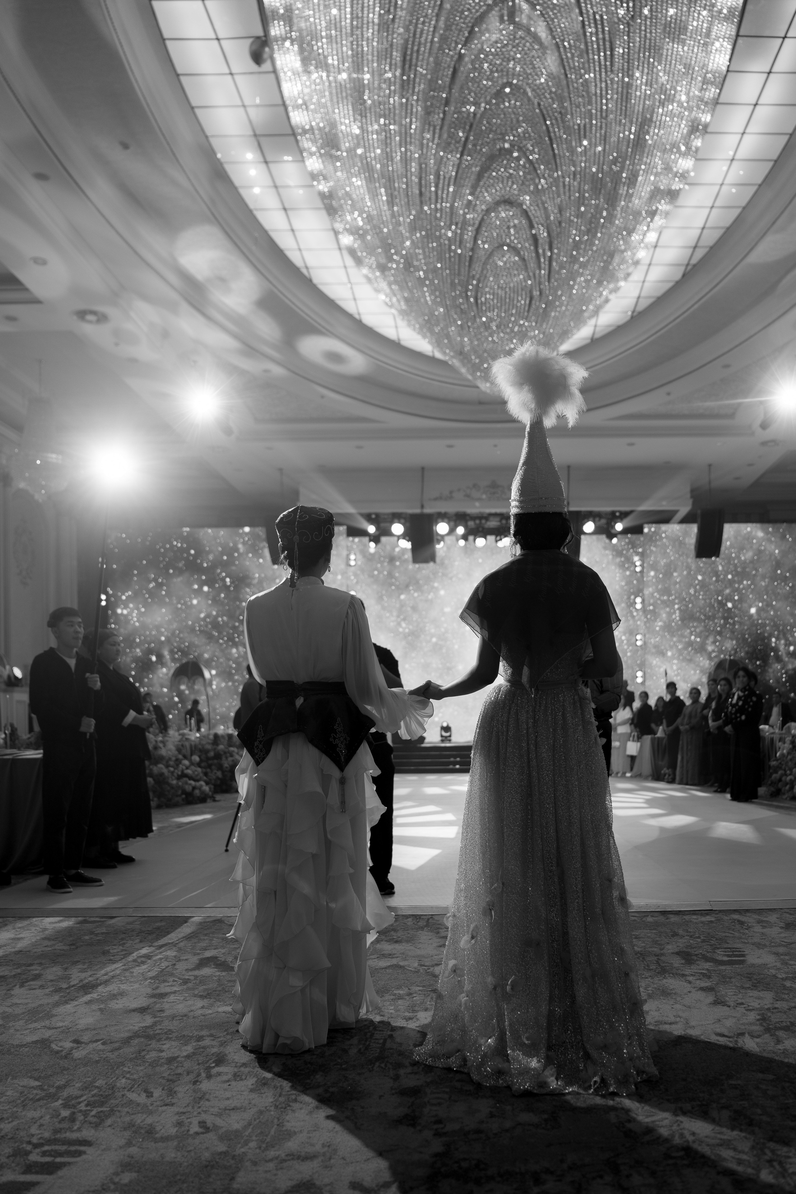 Ay-Dana Uzatu. ___________________________________________________