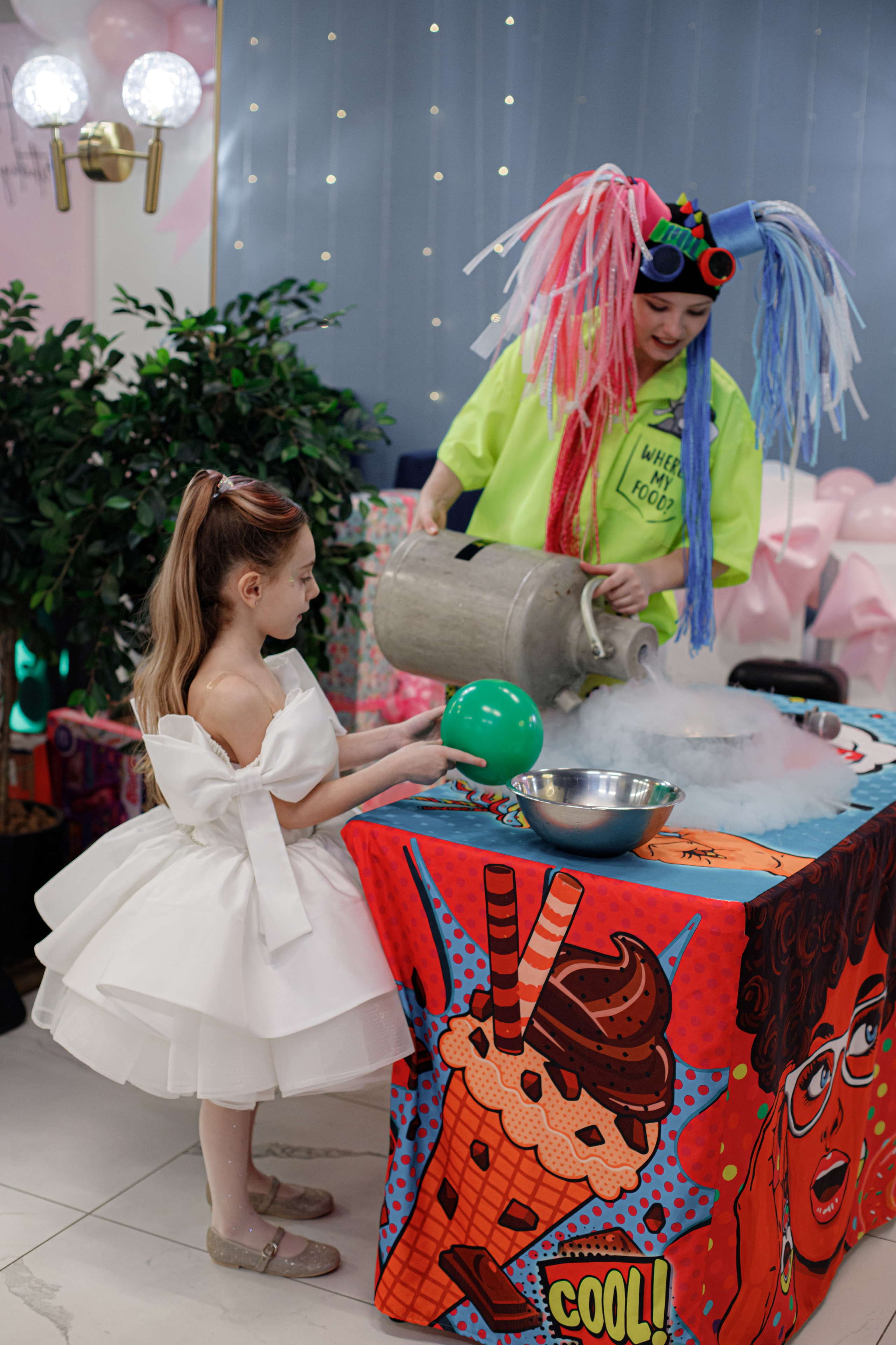 ASIA'S BIRTHDAY PARTY. Photokarish