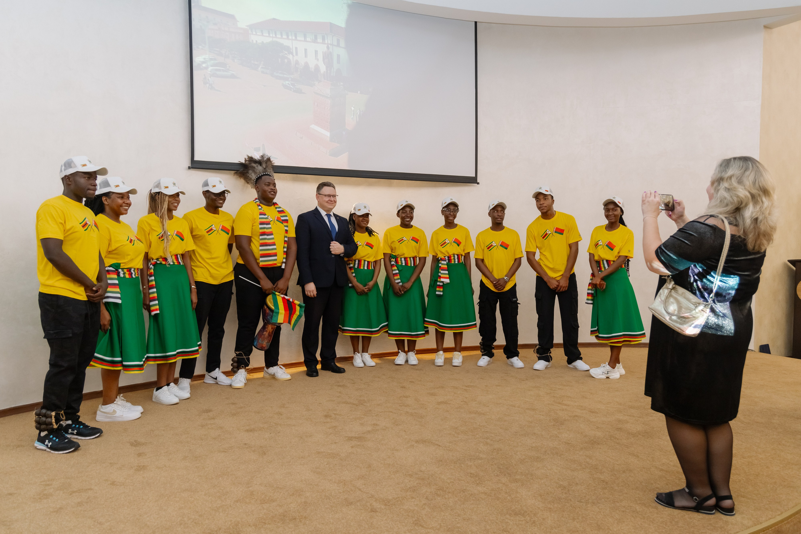 Фотосъемка делегации Посольства Зимбабве в Минске. Свадебный фотограф в Минске/Беларуси Сергей Спиридонов
