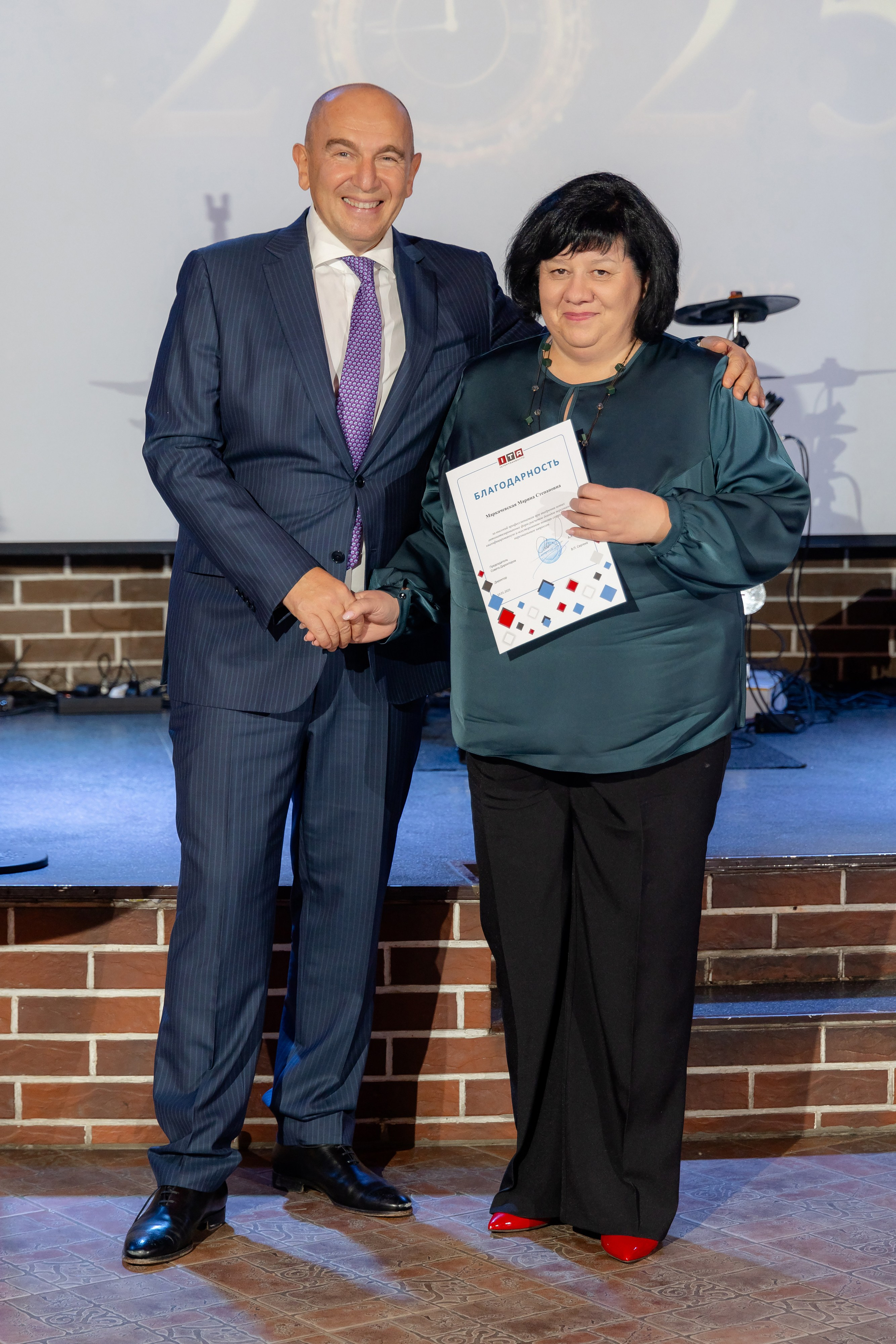 Корпоративная новогодняя съемка для логистической компании ИТА. Свадебный фотограф в Минске/Беларуси Сергей Спиридонов