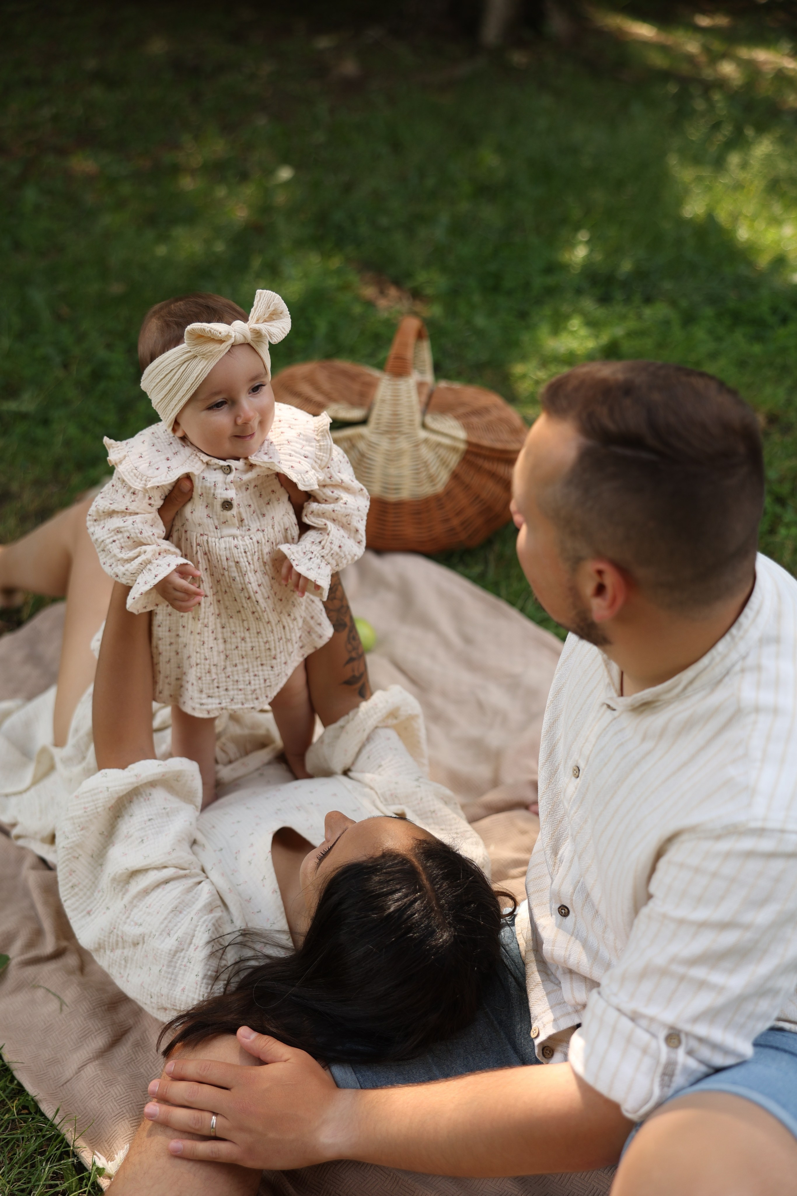 Мила, Валера и Оливия. Свадебный и семейный фотограф в Москве Ломова Ирина