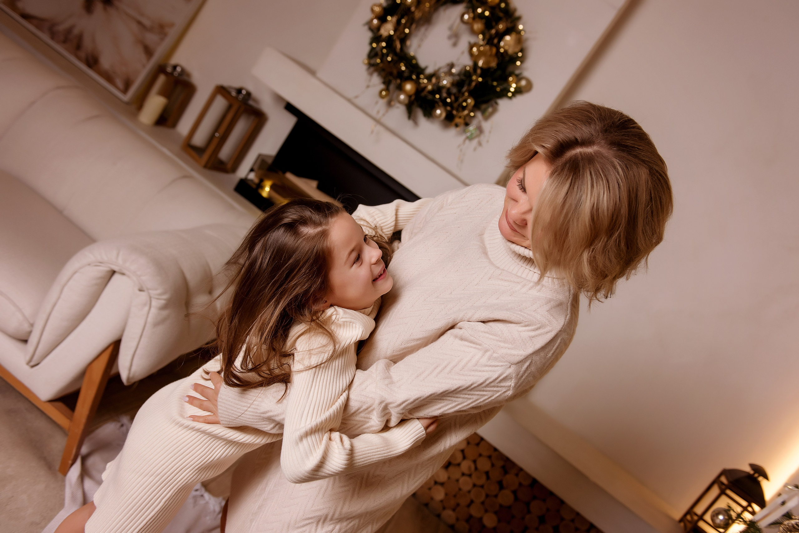 Олеся и Вика Новогодняя фотосессия в Москва. Детский фотограф в Долгопрудном и Москве