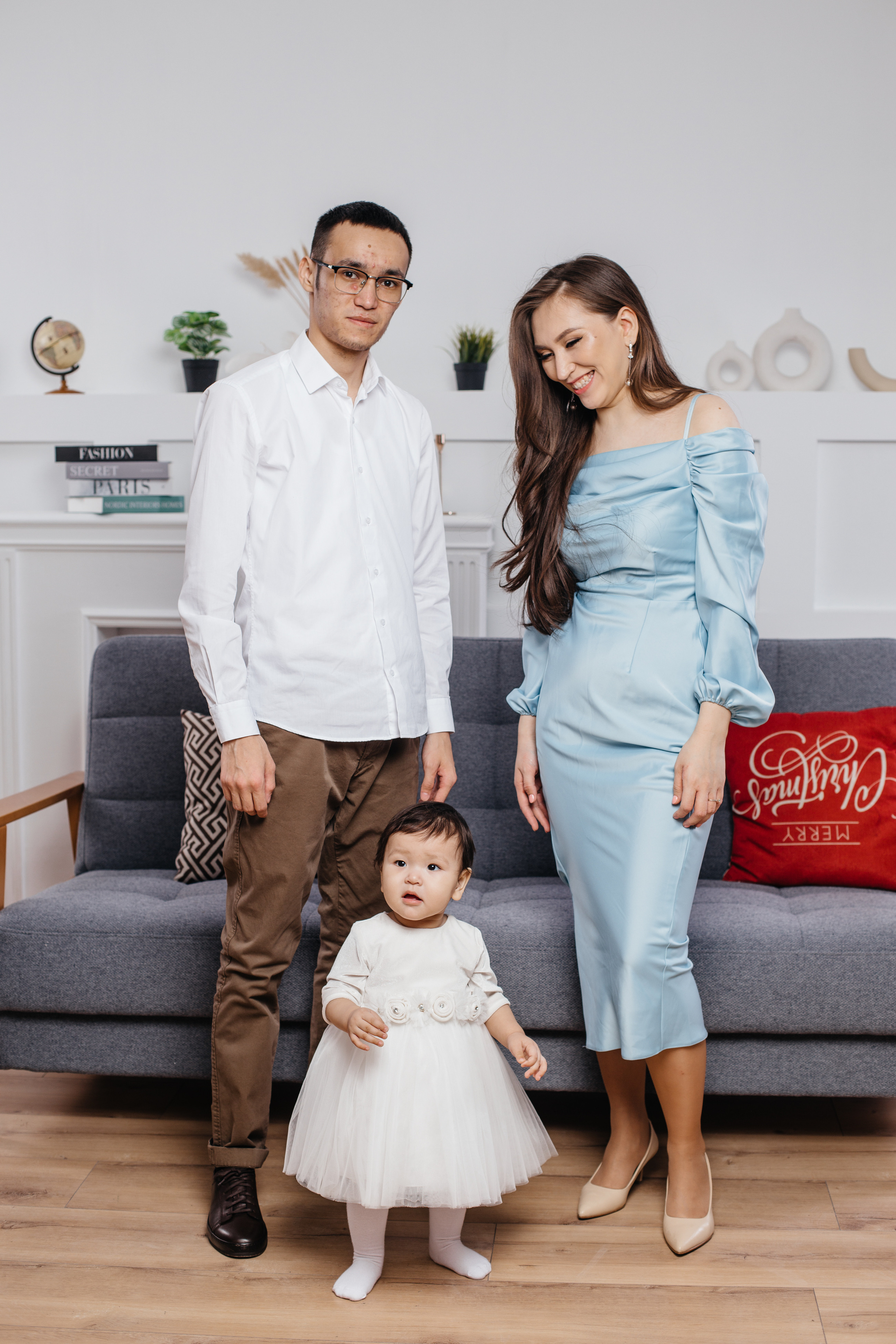 Семейная фотосессия в Алматы. Фотограф в Алматы Сиражев Карымсак. Фотосессия, бизнес портреты