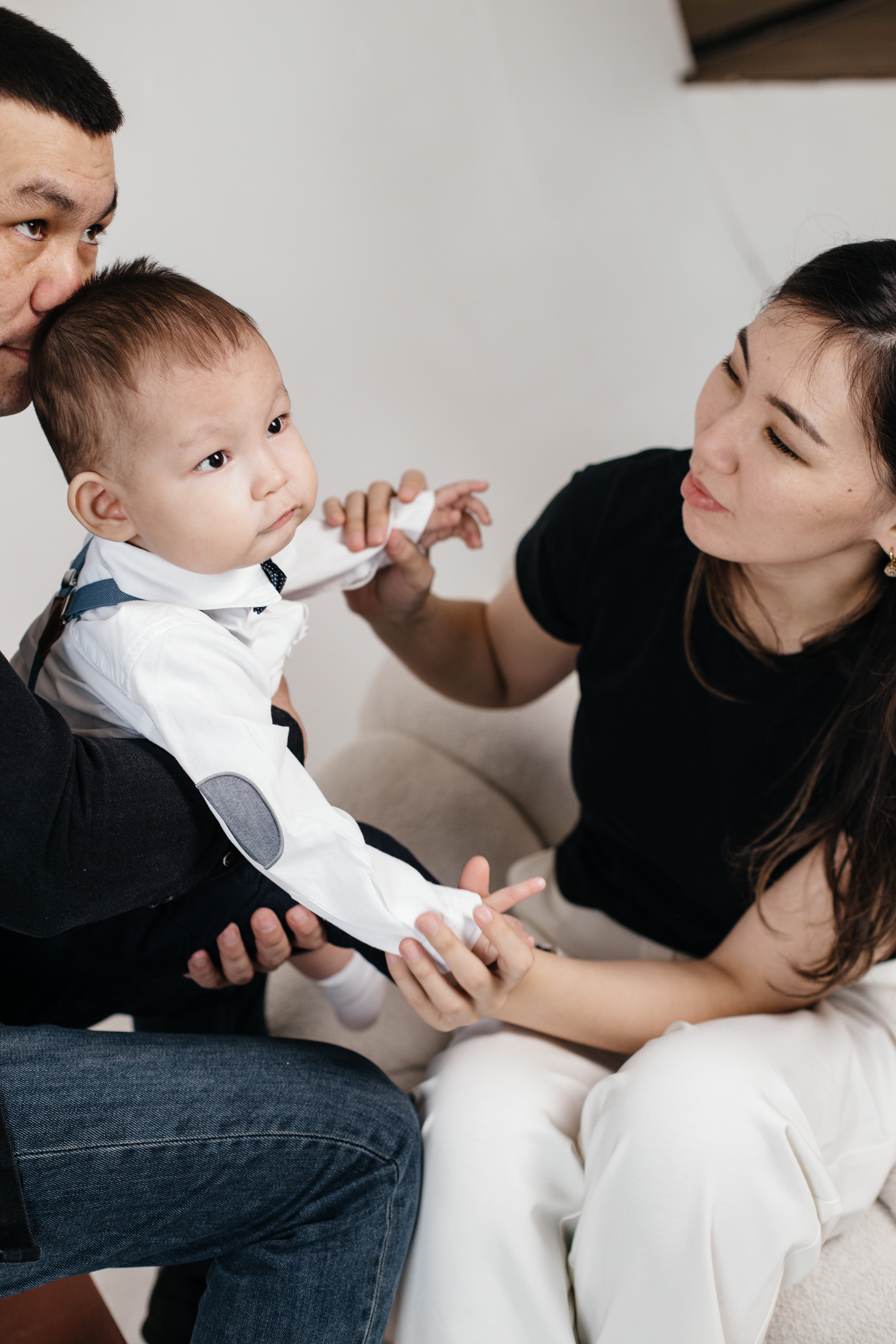 Семейная фотосессия в Алматы. Фотограф в Алматы Сиражев Карымсак. Фотосессия, бизнес портреты