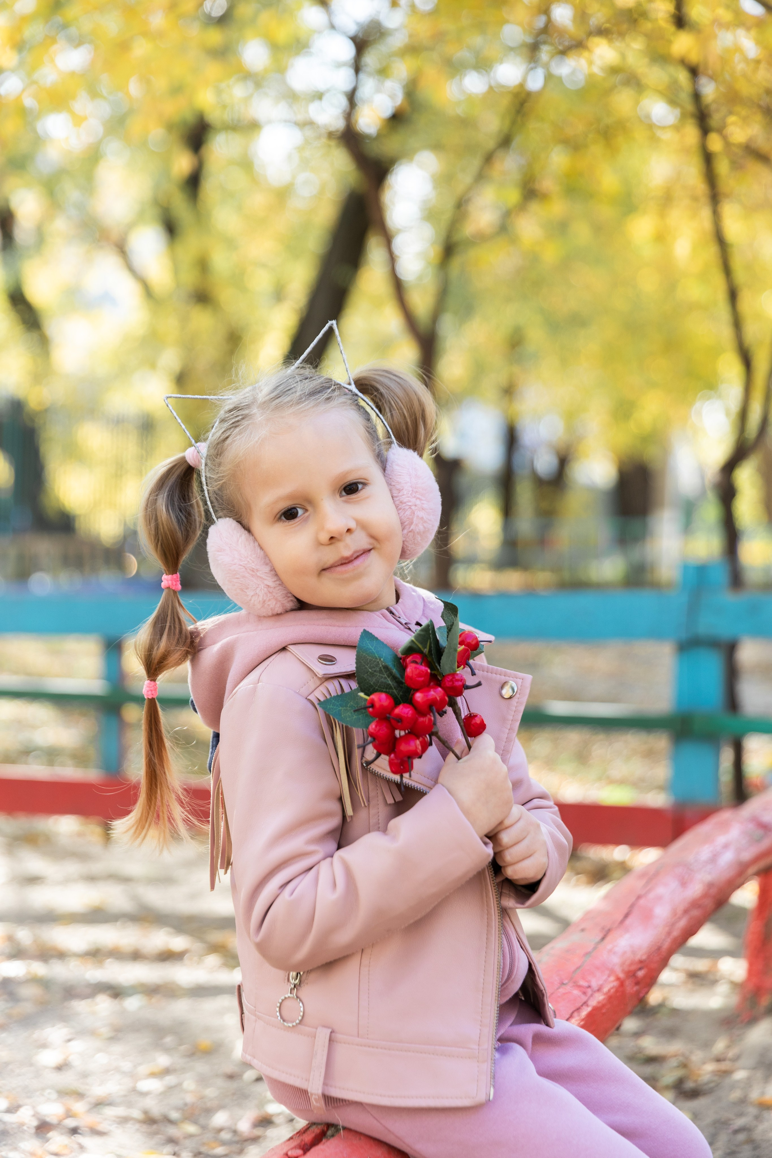 Здесь ^ Осенняя фотосессия. Семейный, детский, школьный фотограф в Благовещенске Яна Белоусова