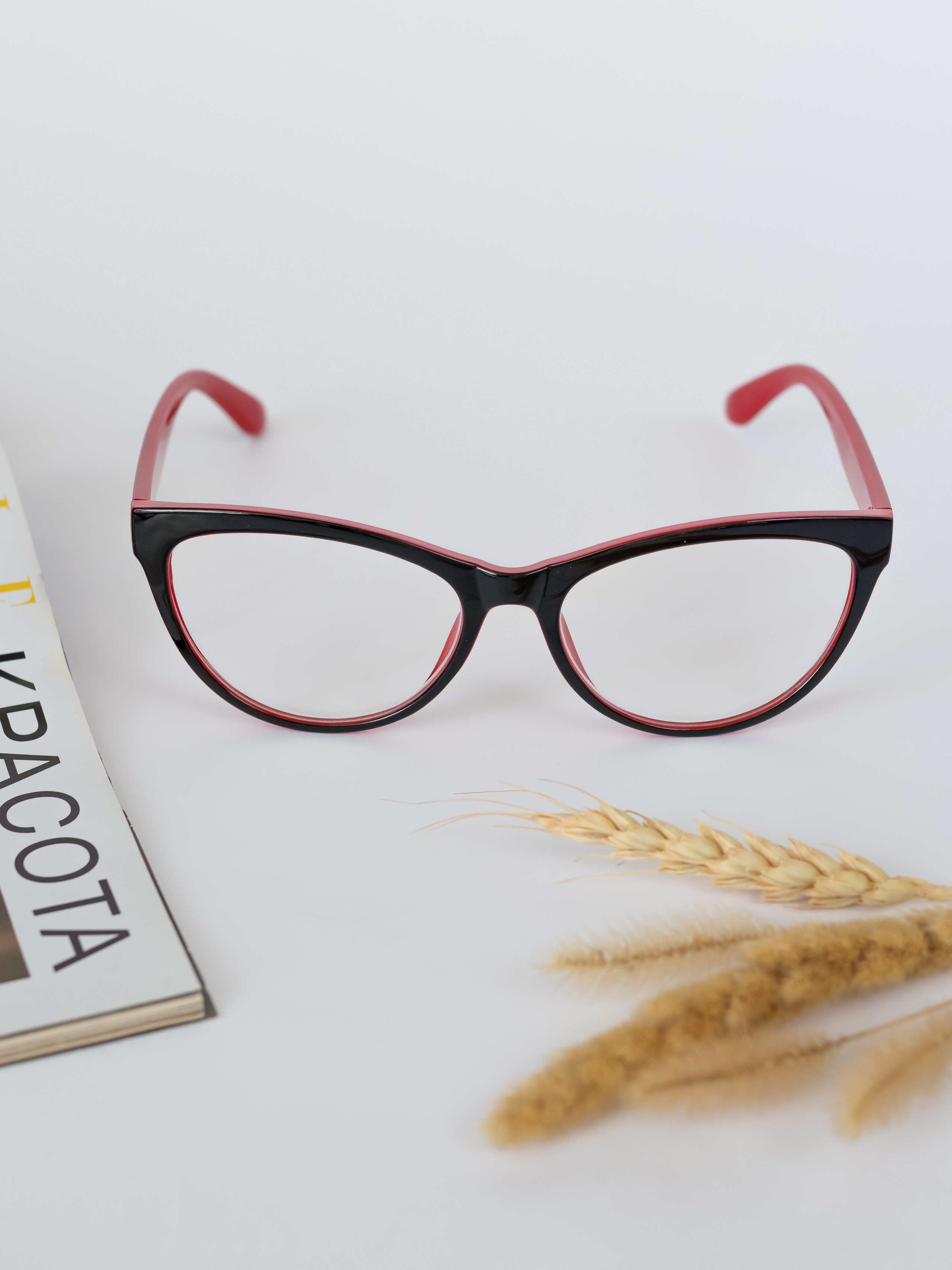 Очки предметка. Фотограф в Краснодаре Арина Кудряшова