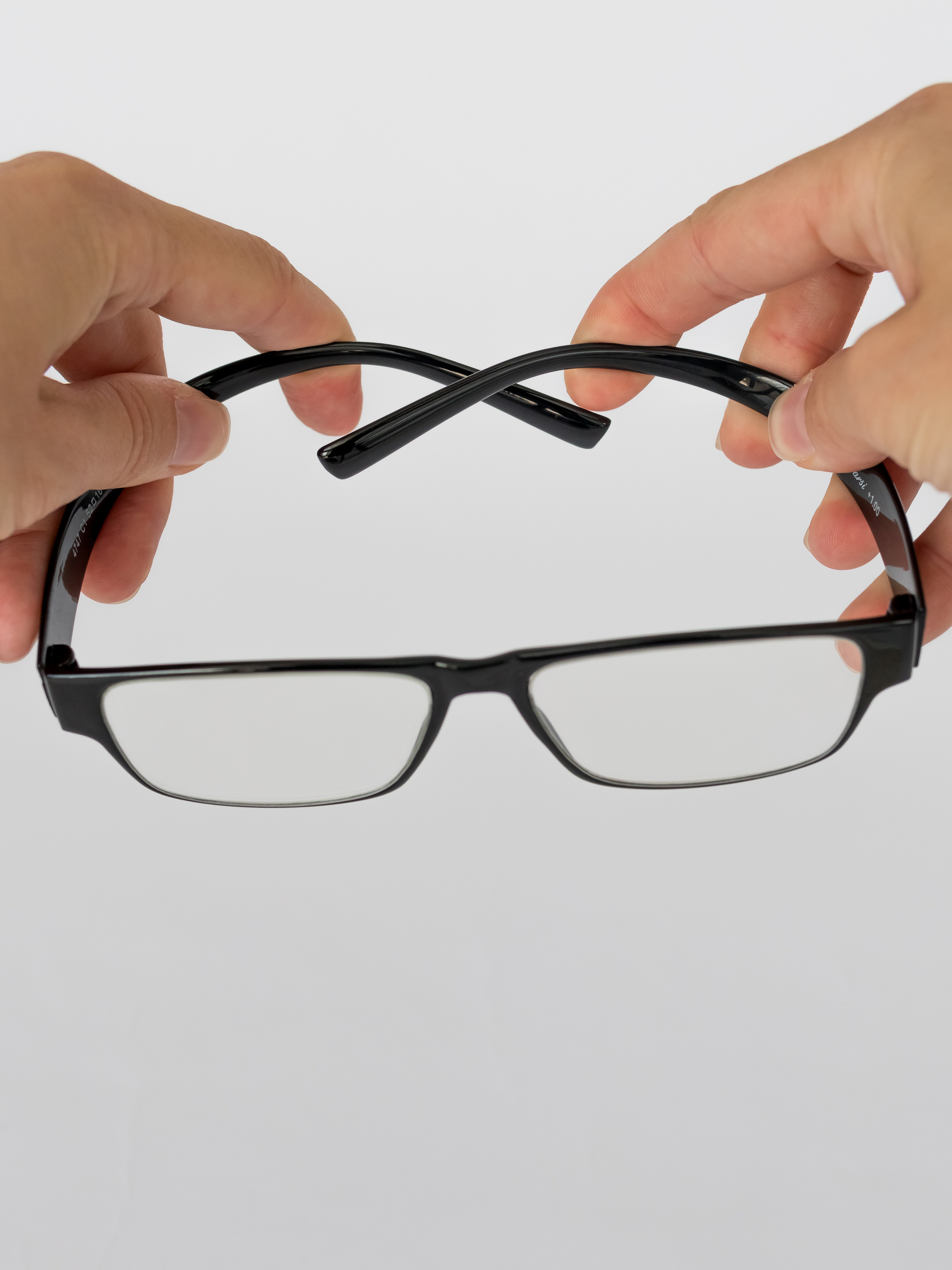 Очки предметка. Фотограф в Краснодаре Арина Кудряшова