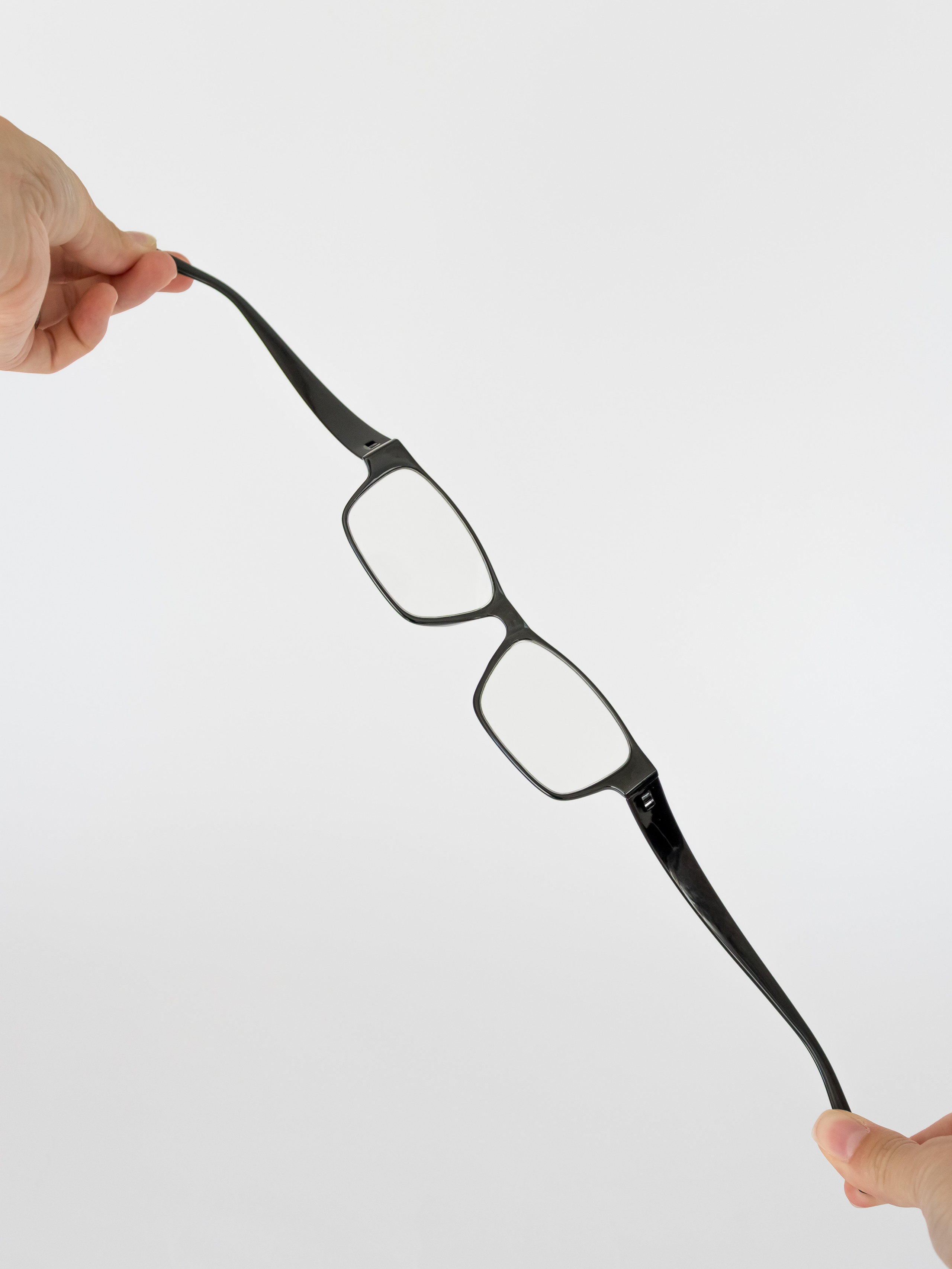 Очки предметка. Фотограф в Краснодаре Арина Кудряшова