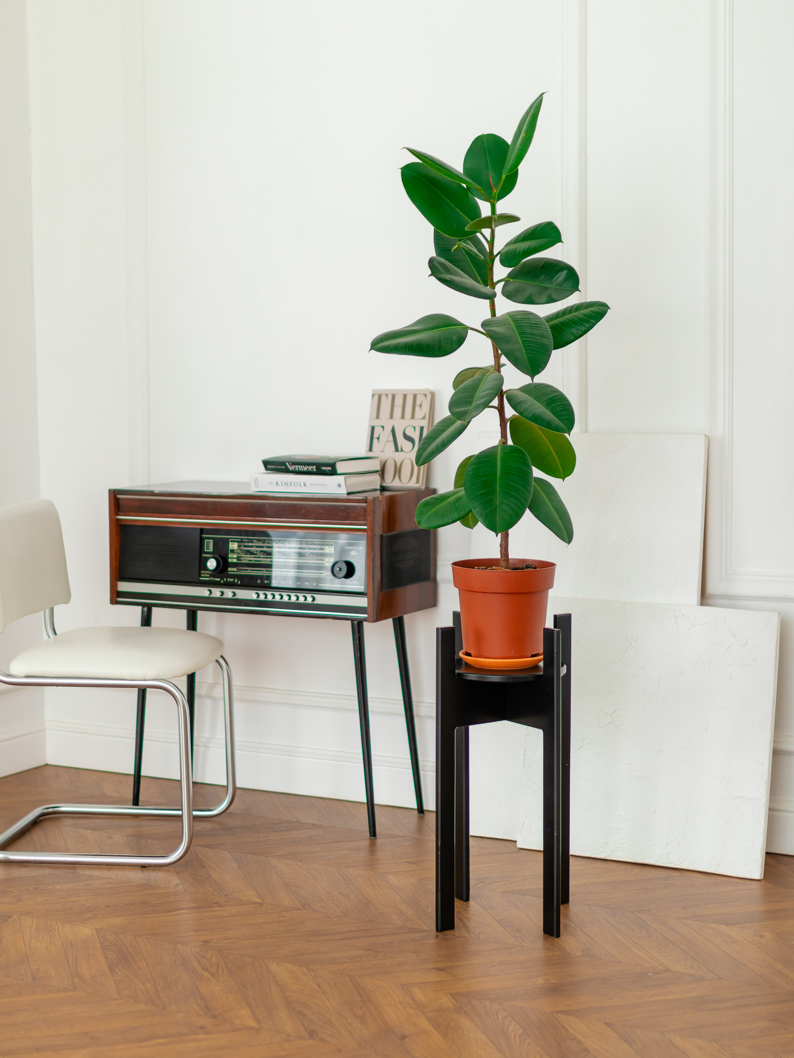 Подставка под цветы. Фотограф в Краснодаре Арина Кудряшова