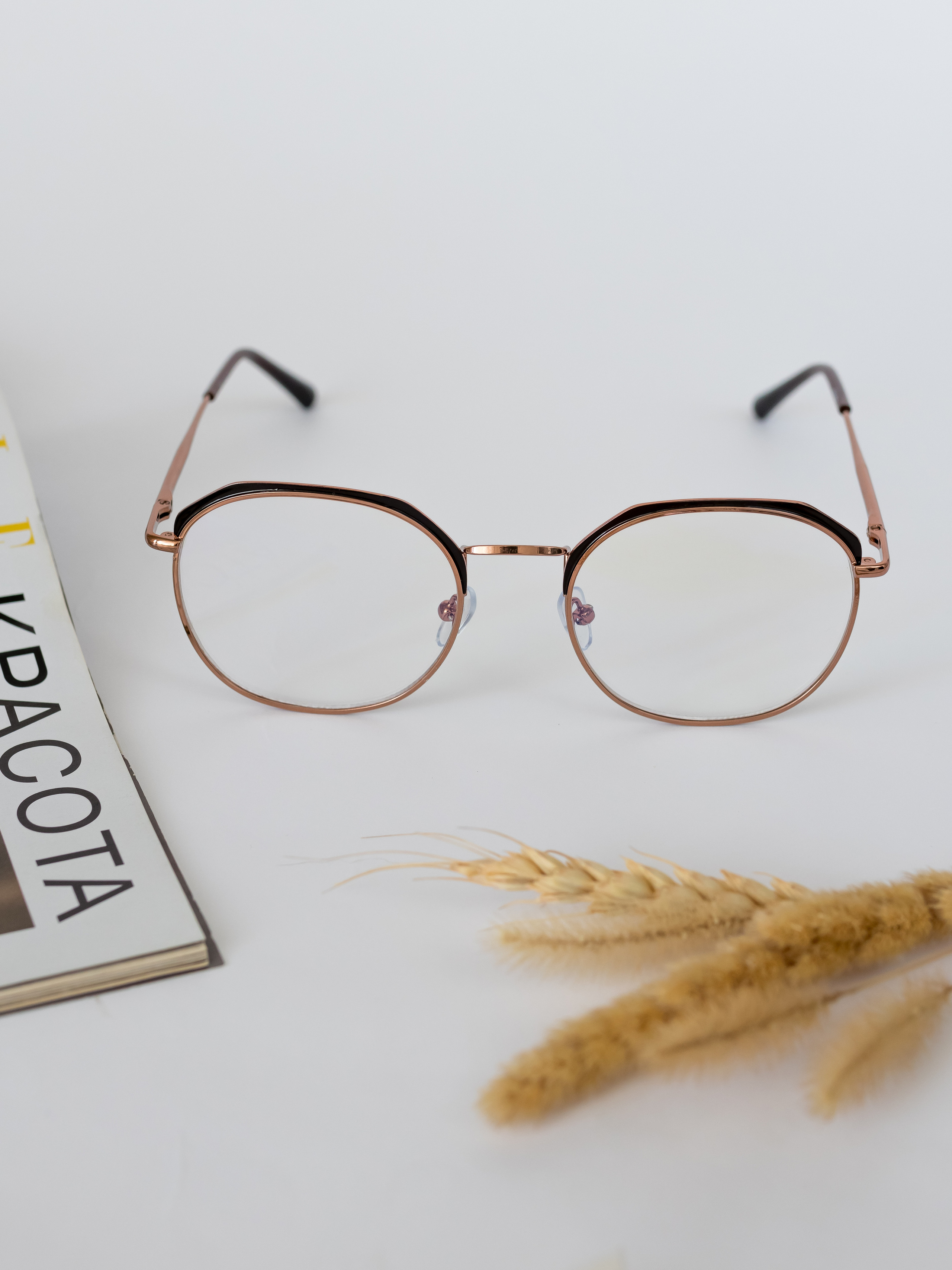 Очки предметка. Фотограф в Краснодаре Арина Кудряшова