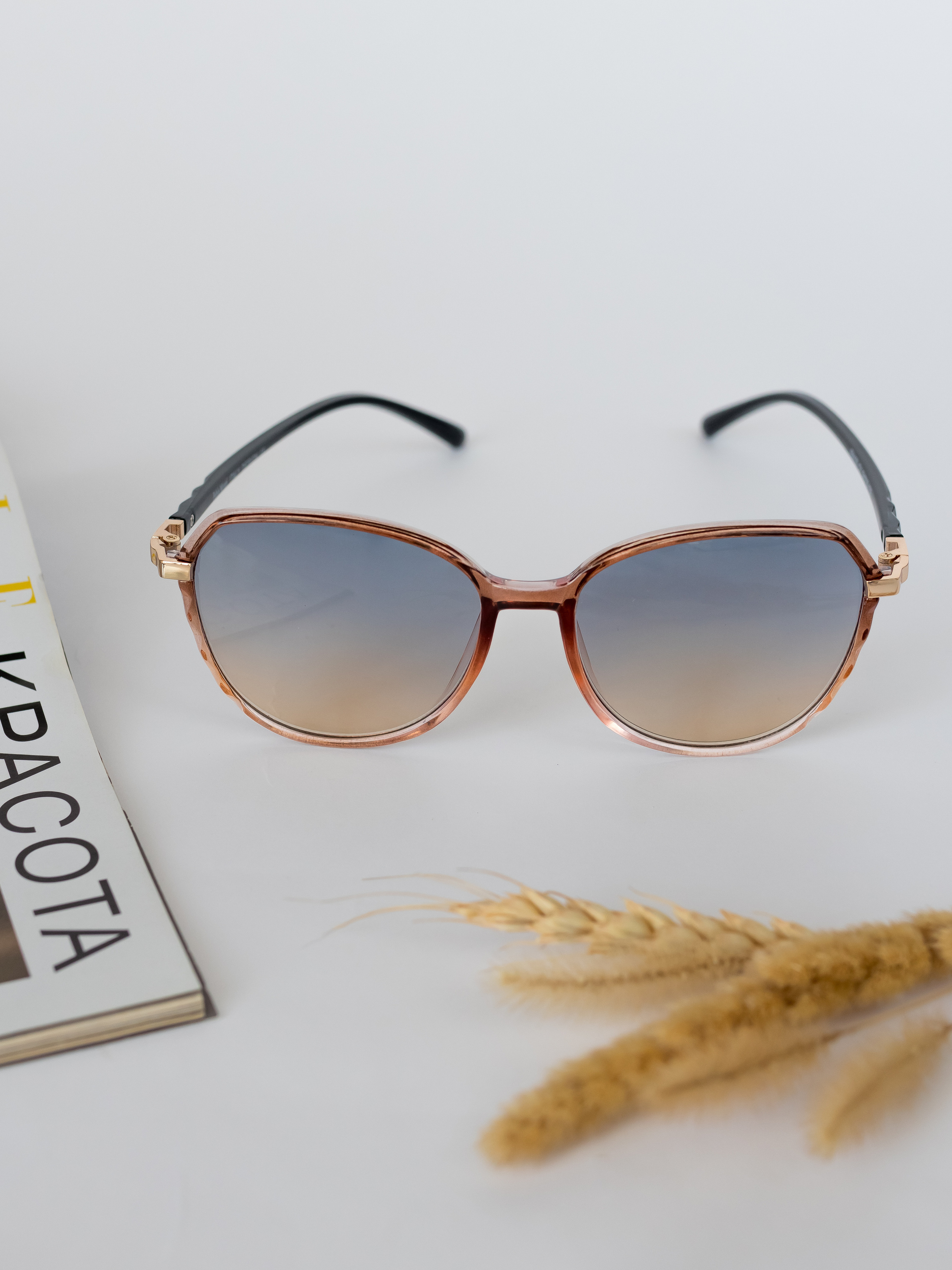 Очки предметка. Фотограф в Краснодаре Арина Кудряшова