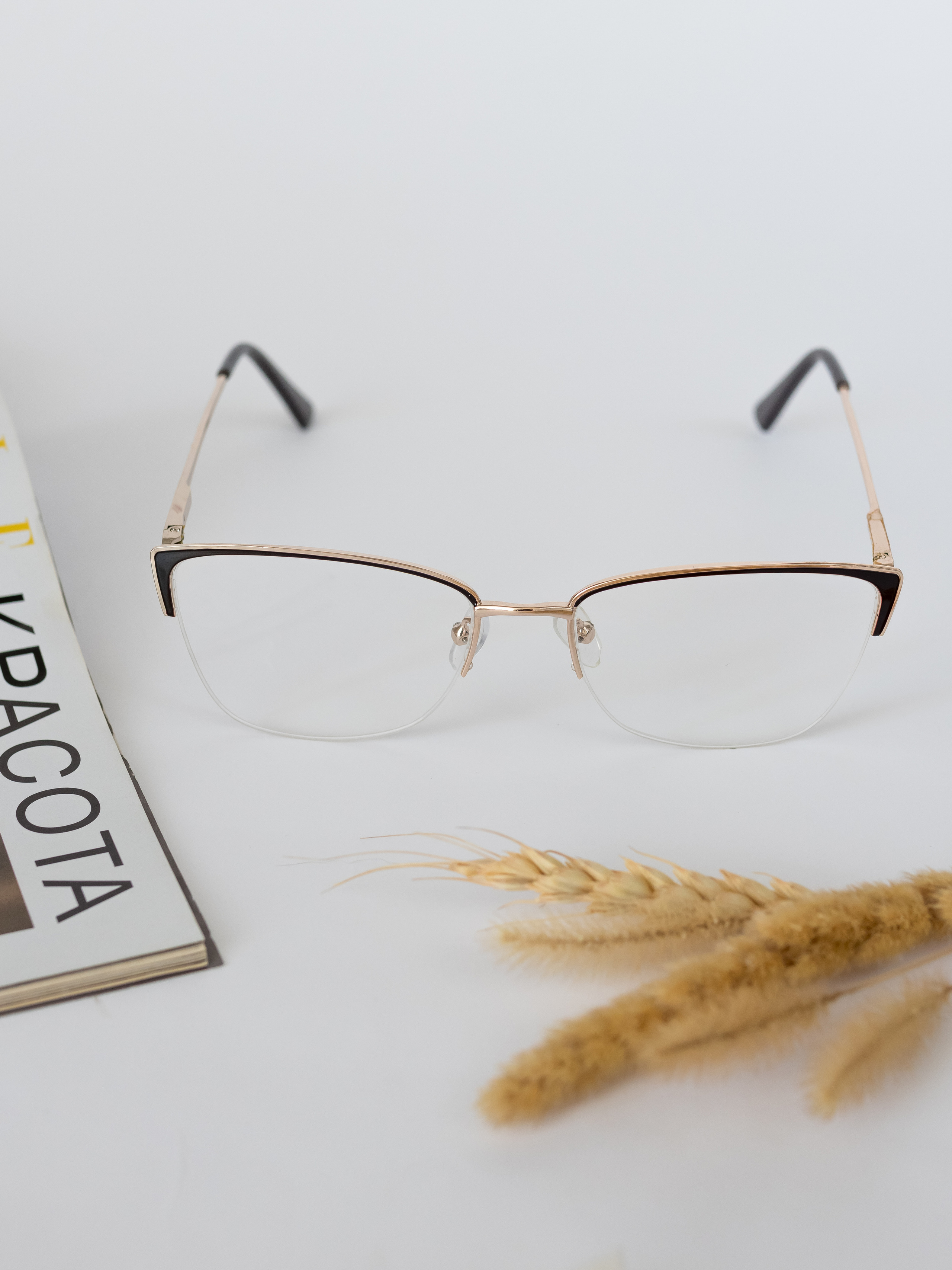 Очки предметка. Фотограф в Краснодаре Арина Кудряшова