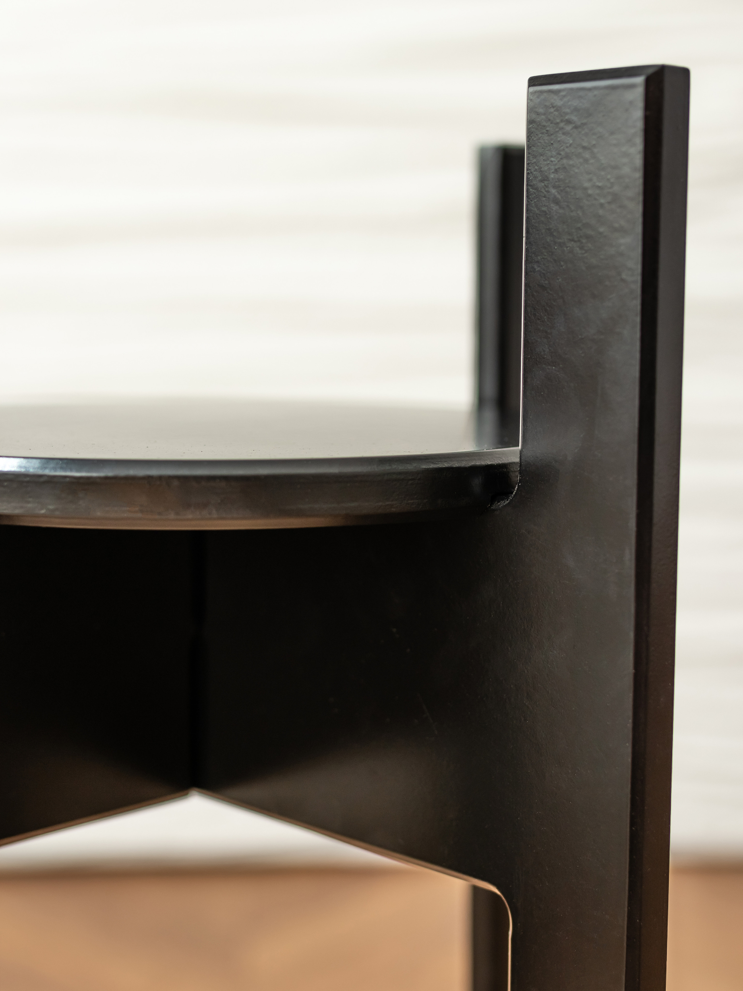 Подставка под цветы. Фотограф в Краснодаре Арина Кудряшова