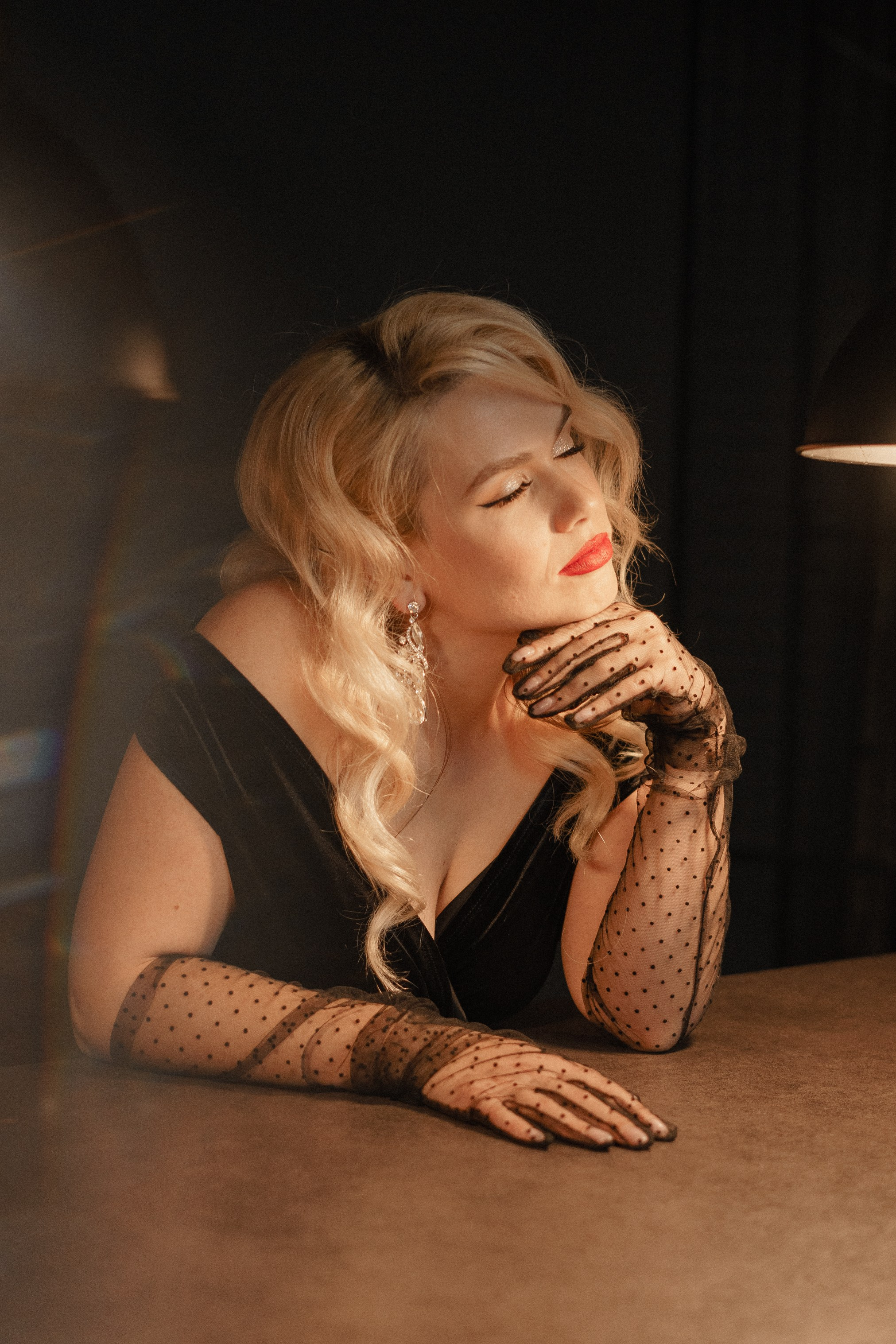 Наташа. В стиле Старого Голливуда. Эстетичная фото- и видеосъёмка Ирина Арсентьева. Челябинск и весь мир