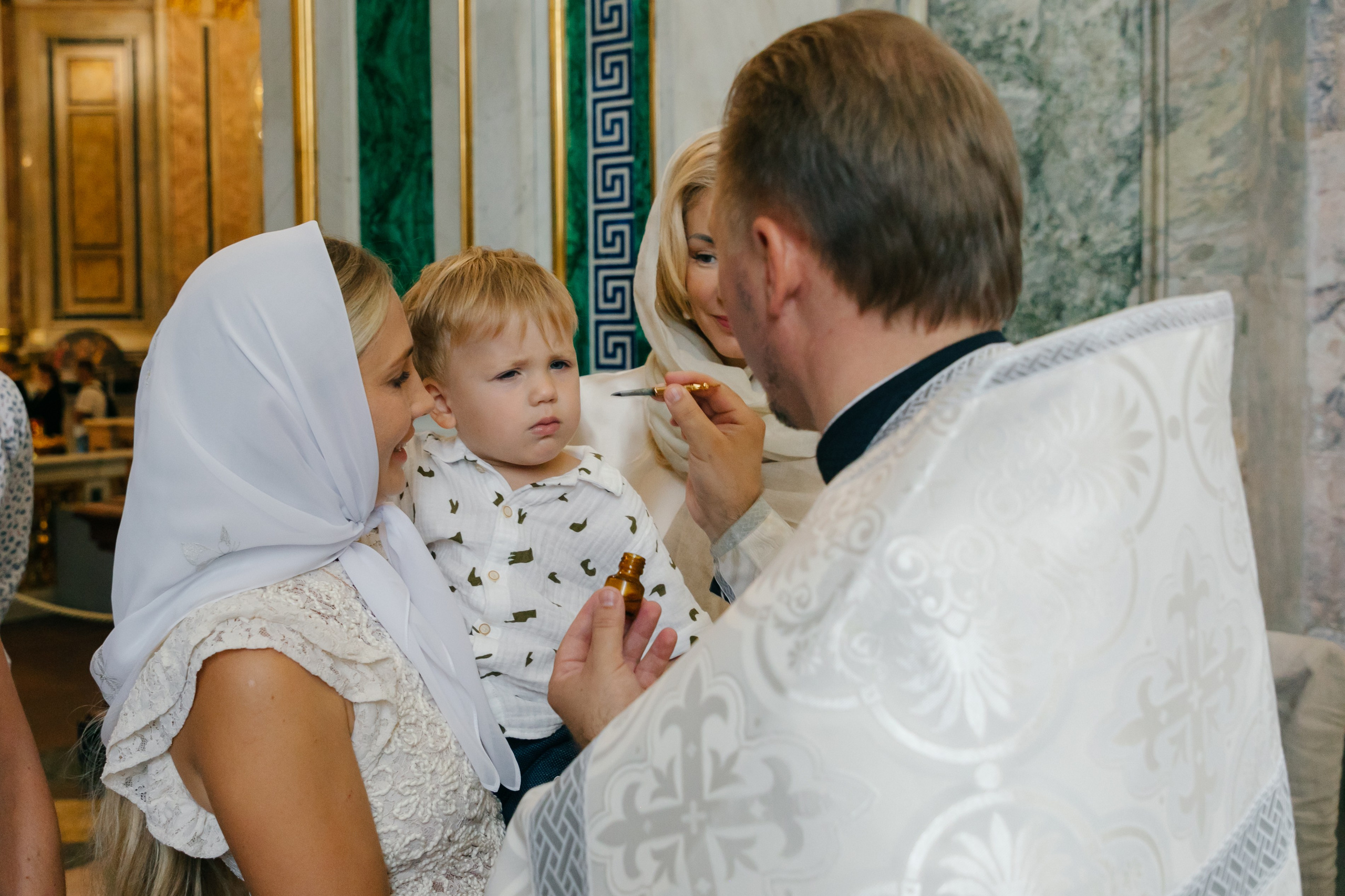 Крещение ребенка в Исаакиевском соборе СПб, крещение в церкви цена, крещение ребенка цена в спб невский район, можно крестить в исаакий, крещение в исаакиевском соборе санкт-петербурга 2023, как и где покрестить ребенка в спб, как записаться на крестины ребенка в исаакиевском соборе, фотограф на
