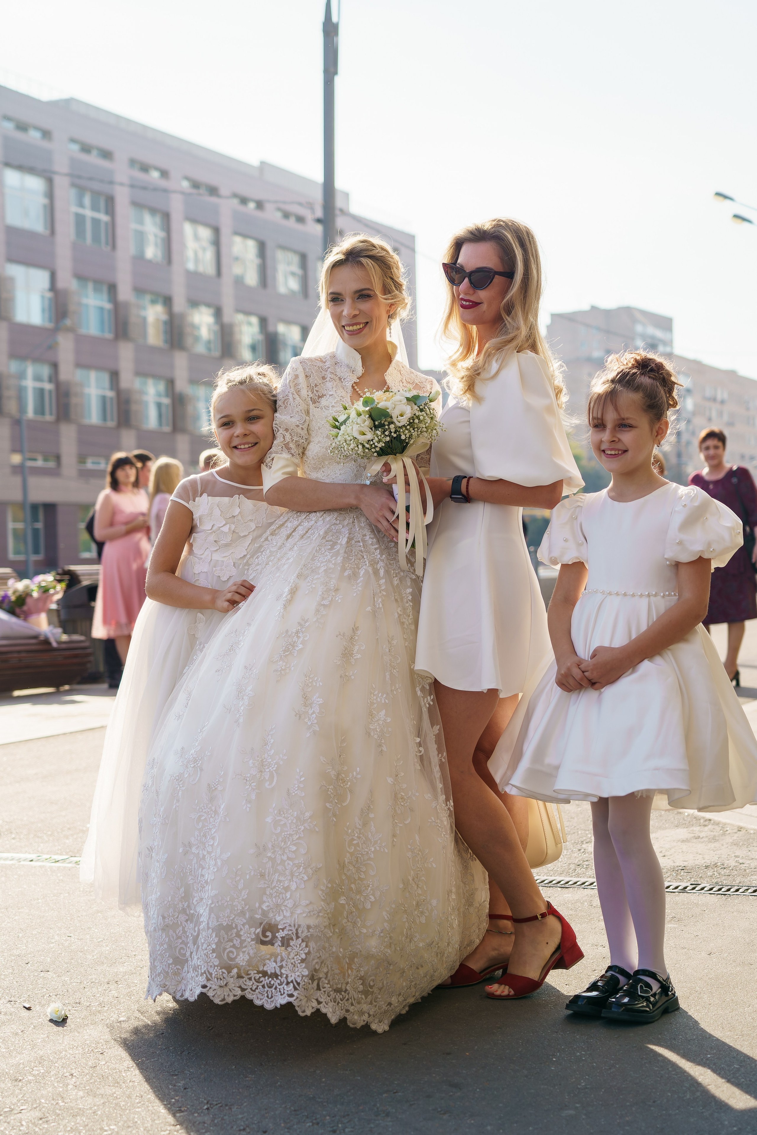 Альбом свадебная фотосъёмка, венчание, утро невесты, роспись, банкет. «Студия DRONAVT`s» — видеосъёмка и фотография г. Москва