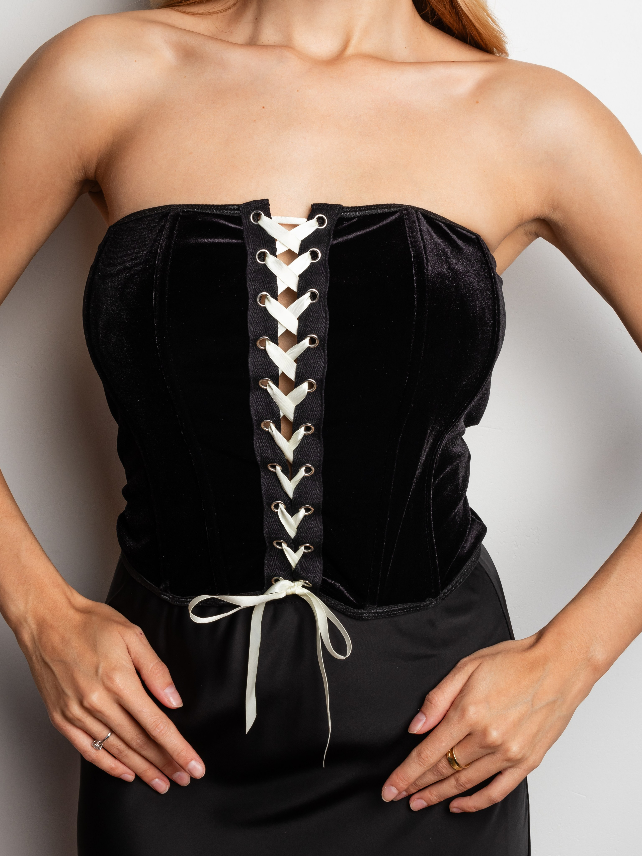 Корсеты. Фотограф в Краснодаре Арина Кудряшова