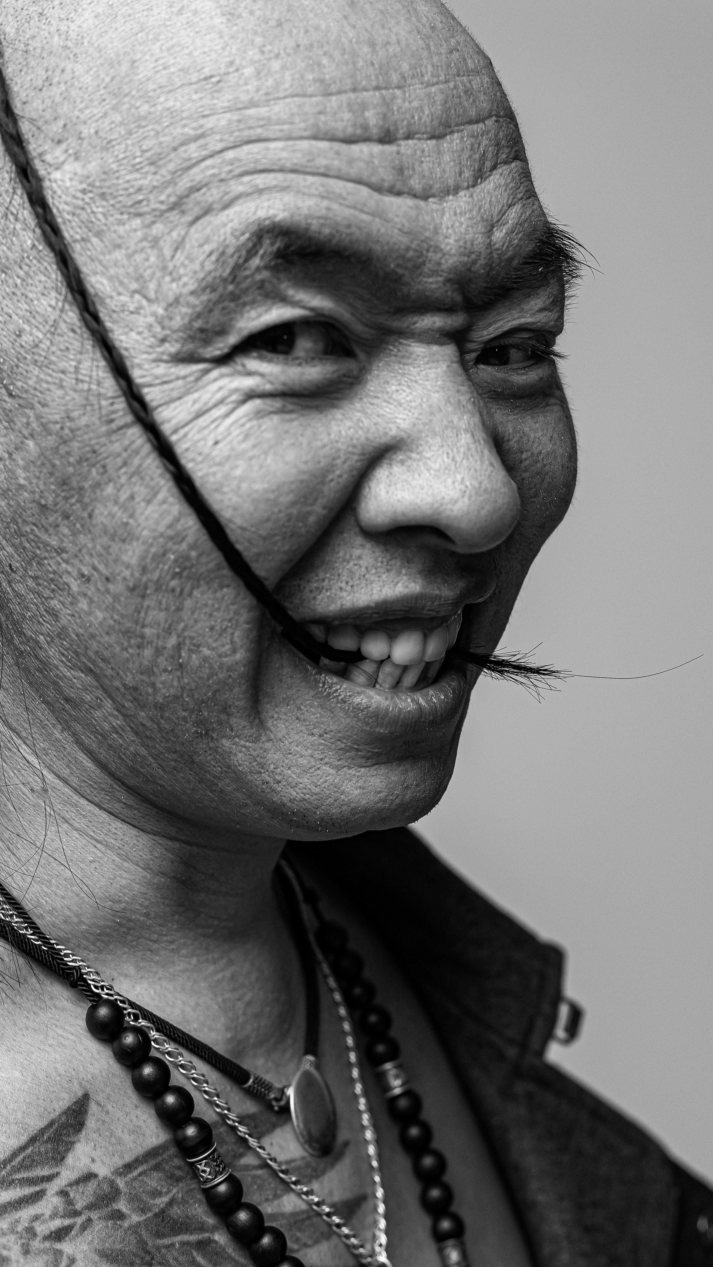 Студийный мужской портрет. Главная