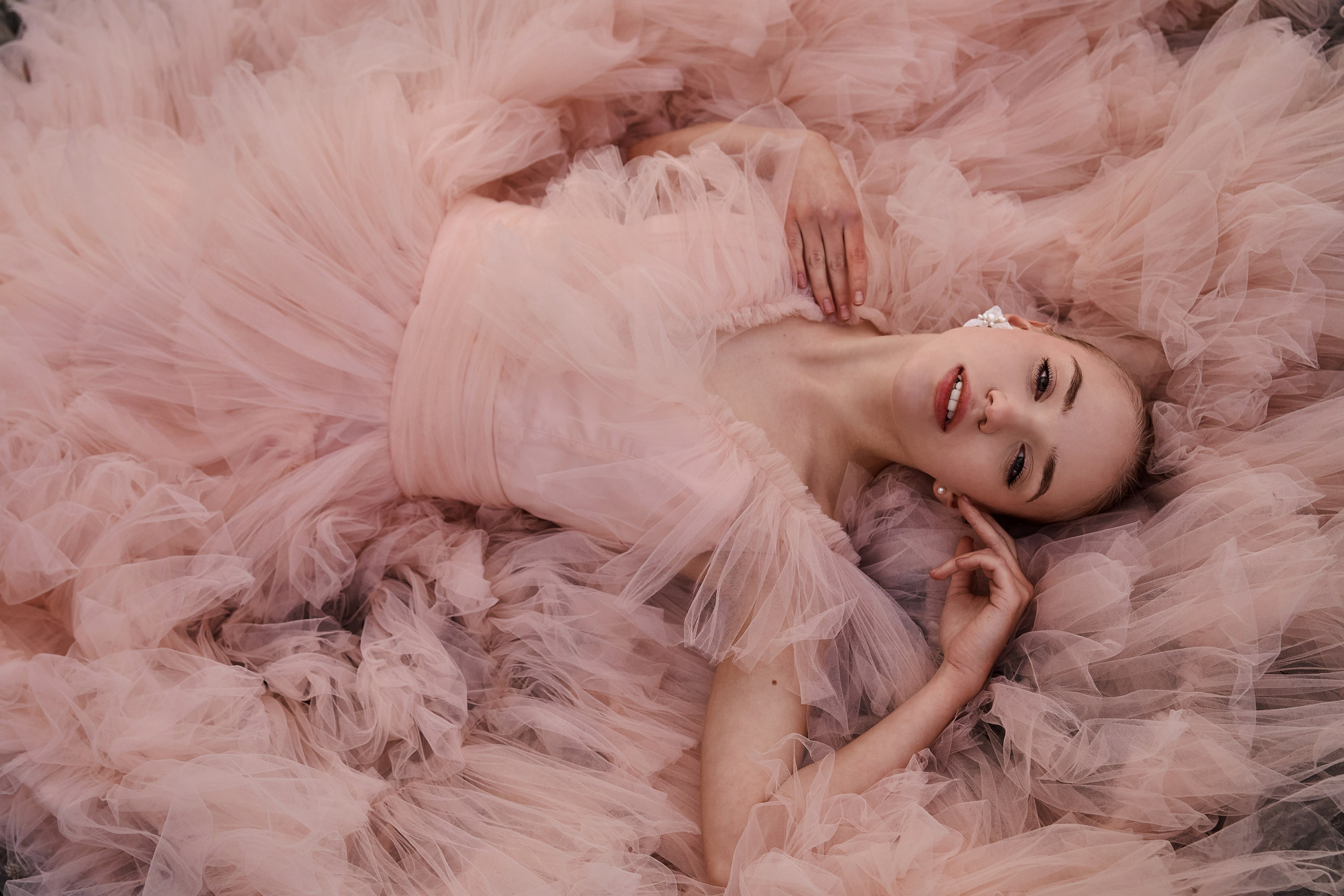 STREET. Фотограф Оля Мороз Москва портретный фотограф нейрофотосессия