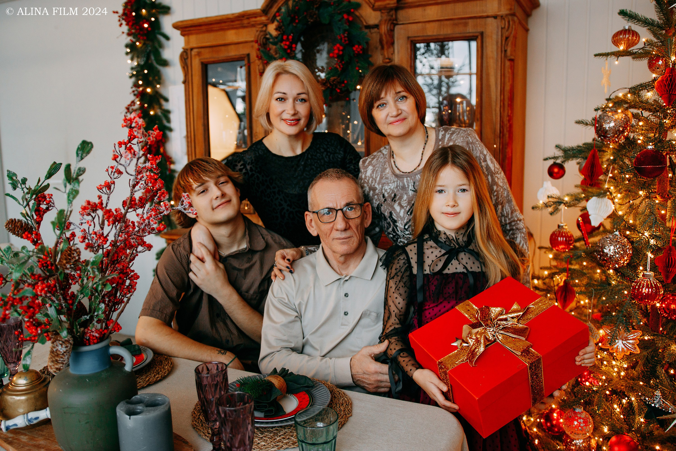 Новогодняя семейная фотосессия. Фотограф в Санкт-Петербурге Alina Film