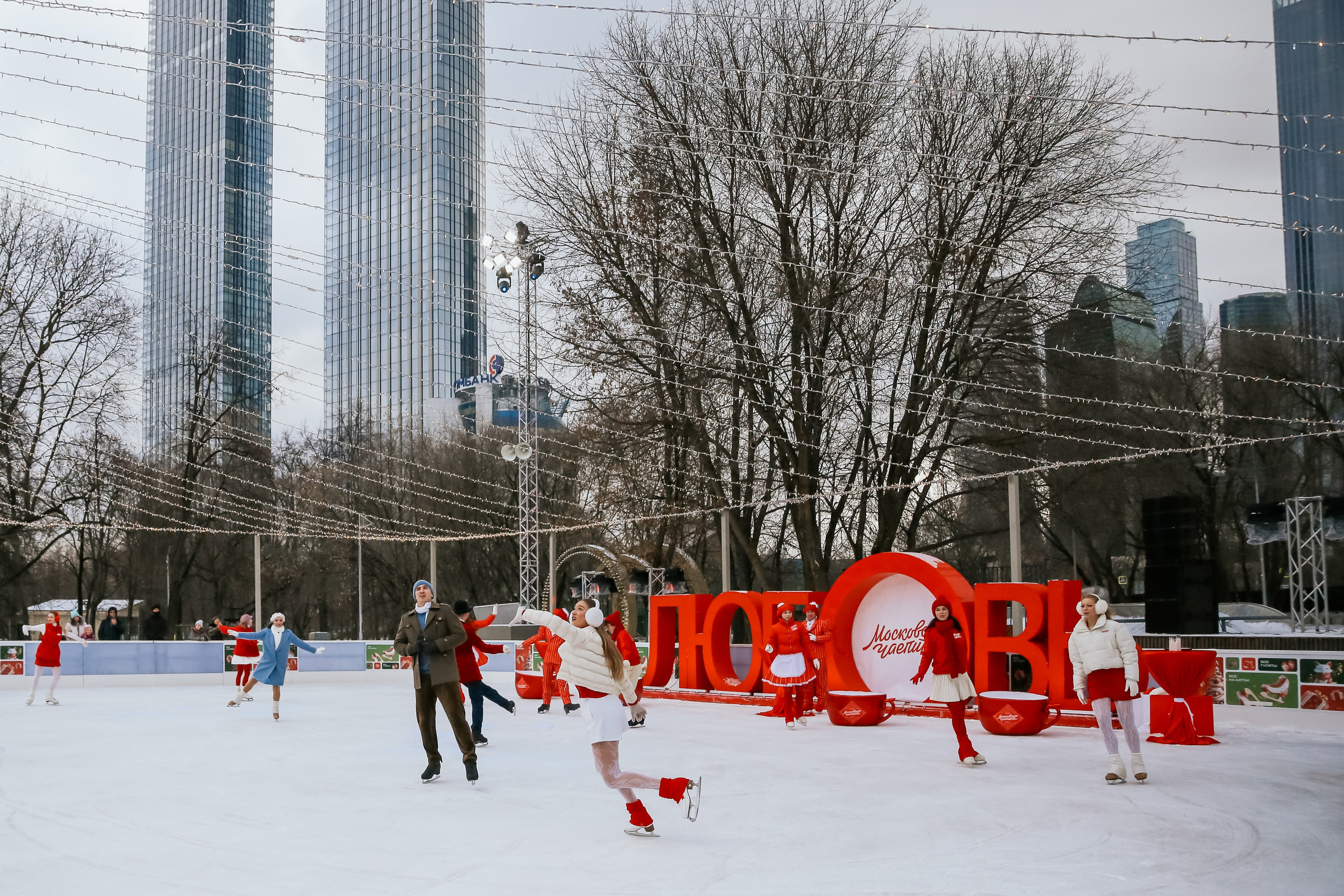 Ледовое шоу Сити каток Московское Чаепитие. Фотограф и видеограф Анна Домашенко