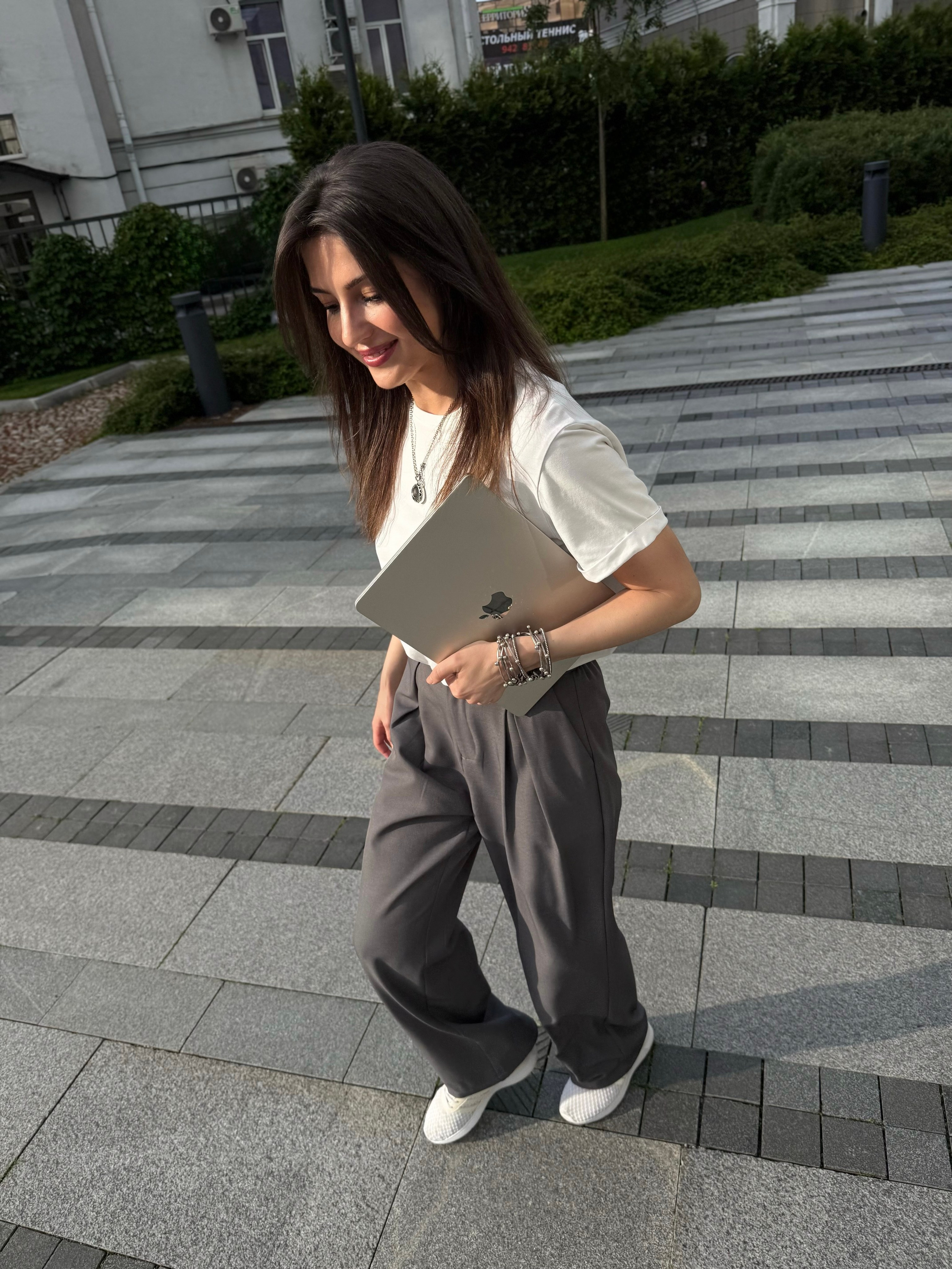 Риэлтор Натали. Фотограф и видеограф в Санкт-Петербурге Хромцова Людмила